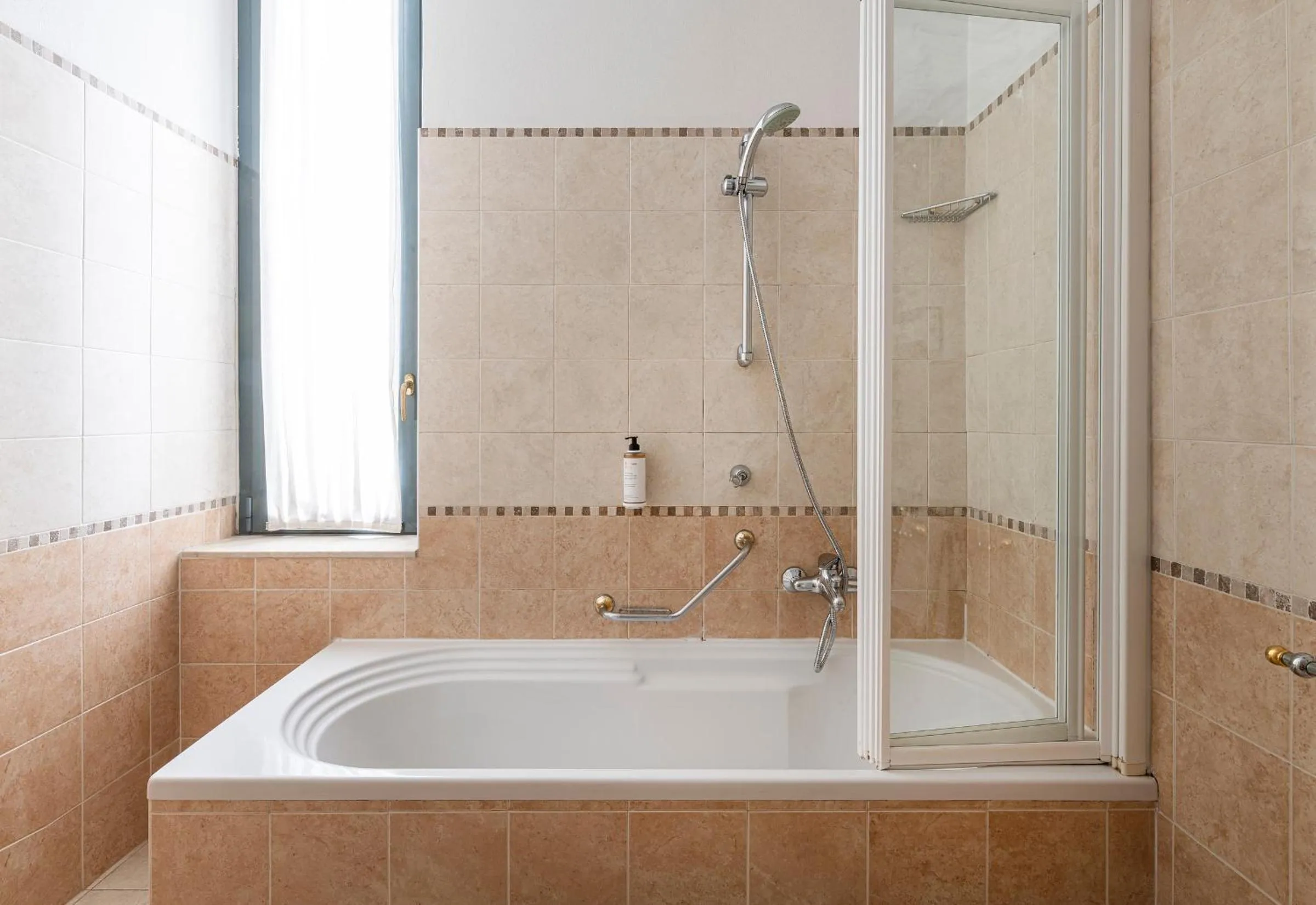 Bath in Boutique Hotel Dieci