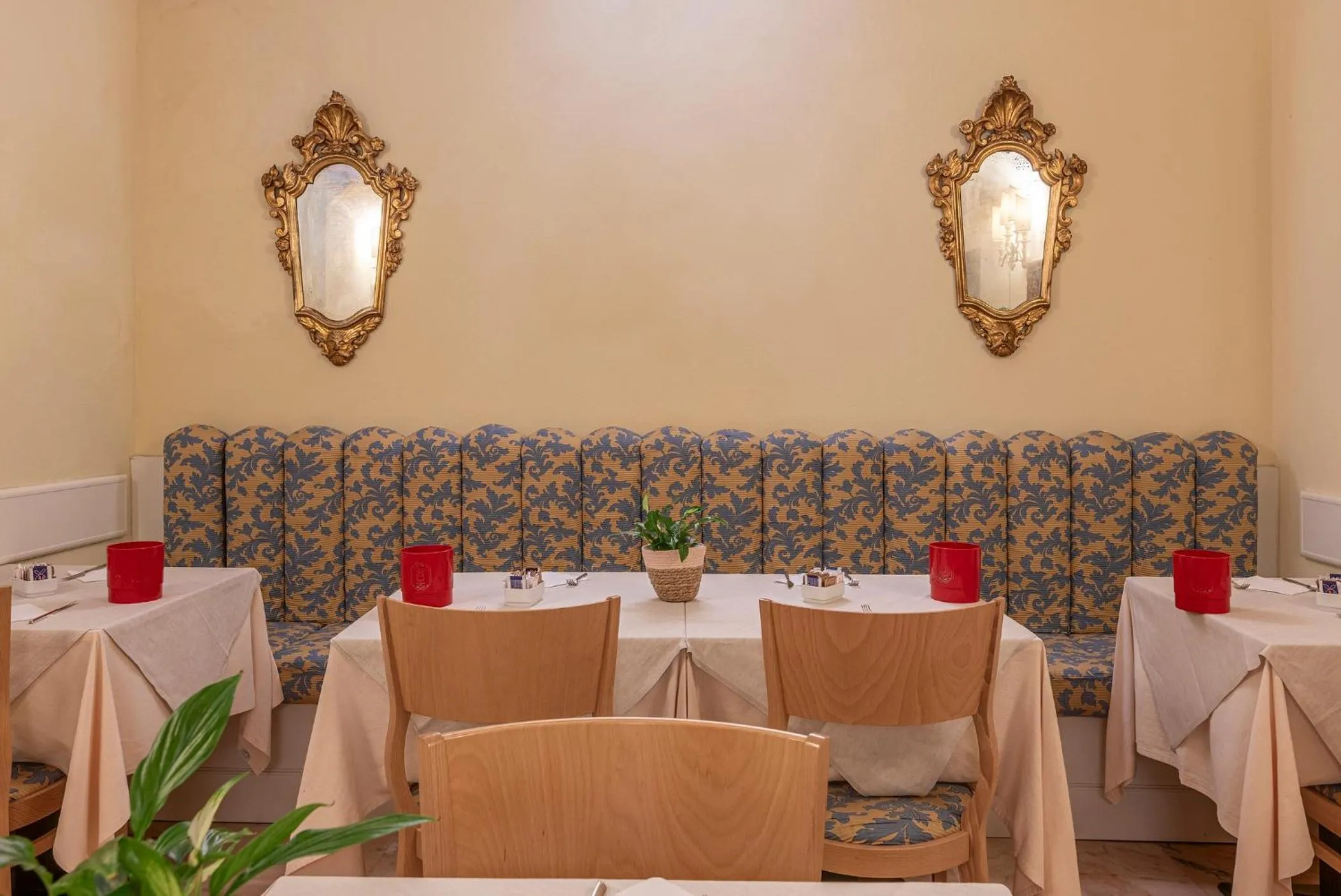 Breakfast in Boutique Hotel Dieci