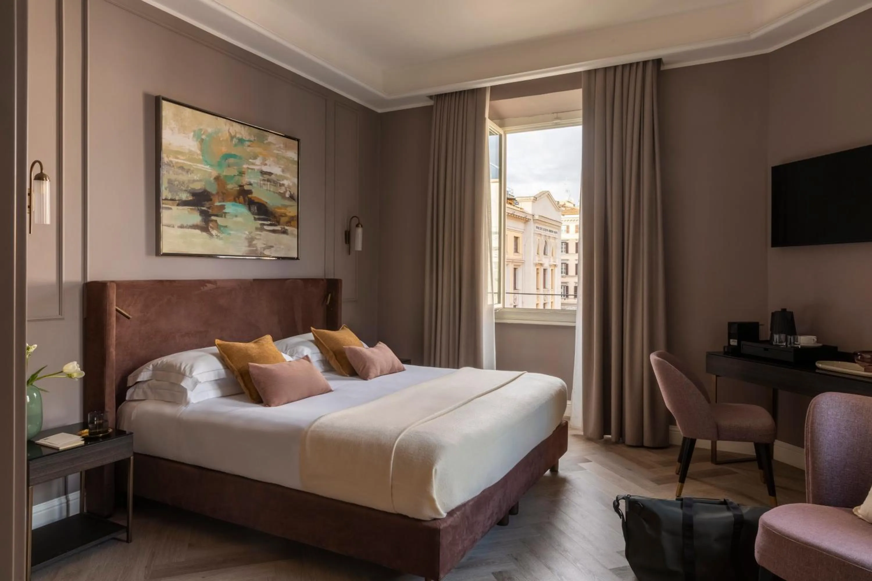 Photo of the whole room, Bed in Hotel Viminale