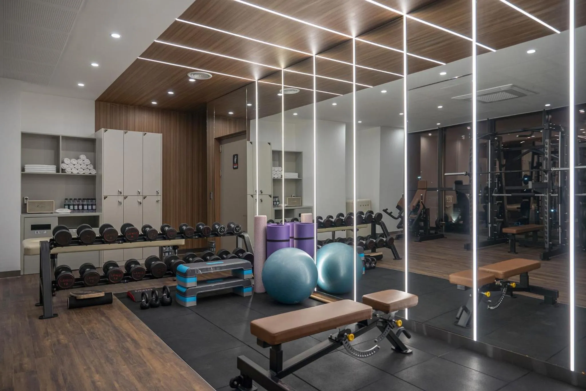 Fitness centre/facilities in Act Hotel