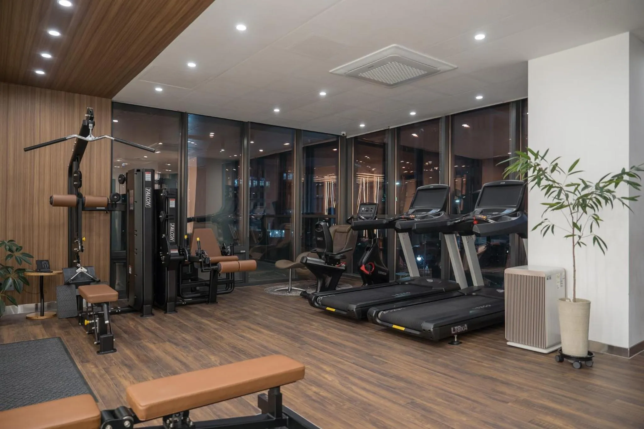 Fitness centre/facilities in Act Hotel