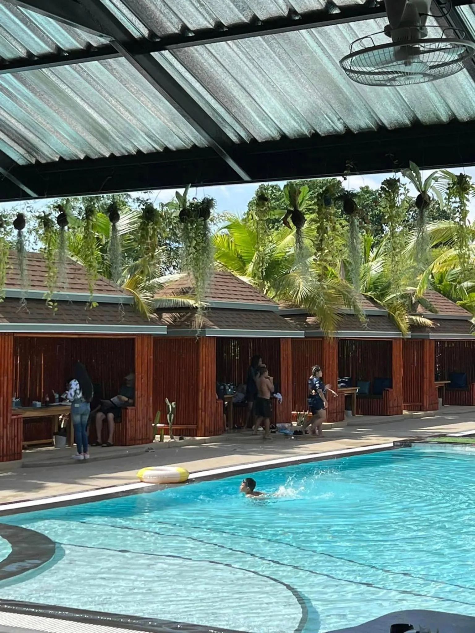 Swimming pool in Hideaway Resort Banchang