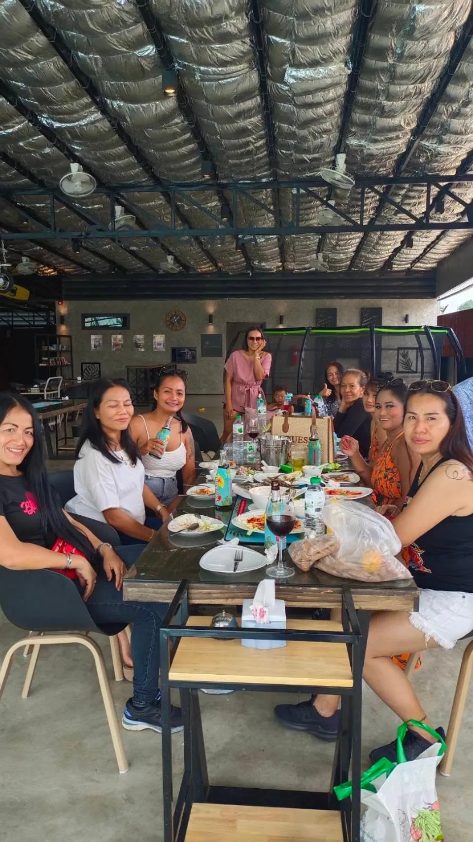 Restaurant/places to eat in Hideaway Resort Banchang