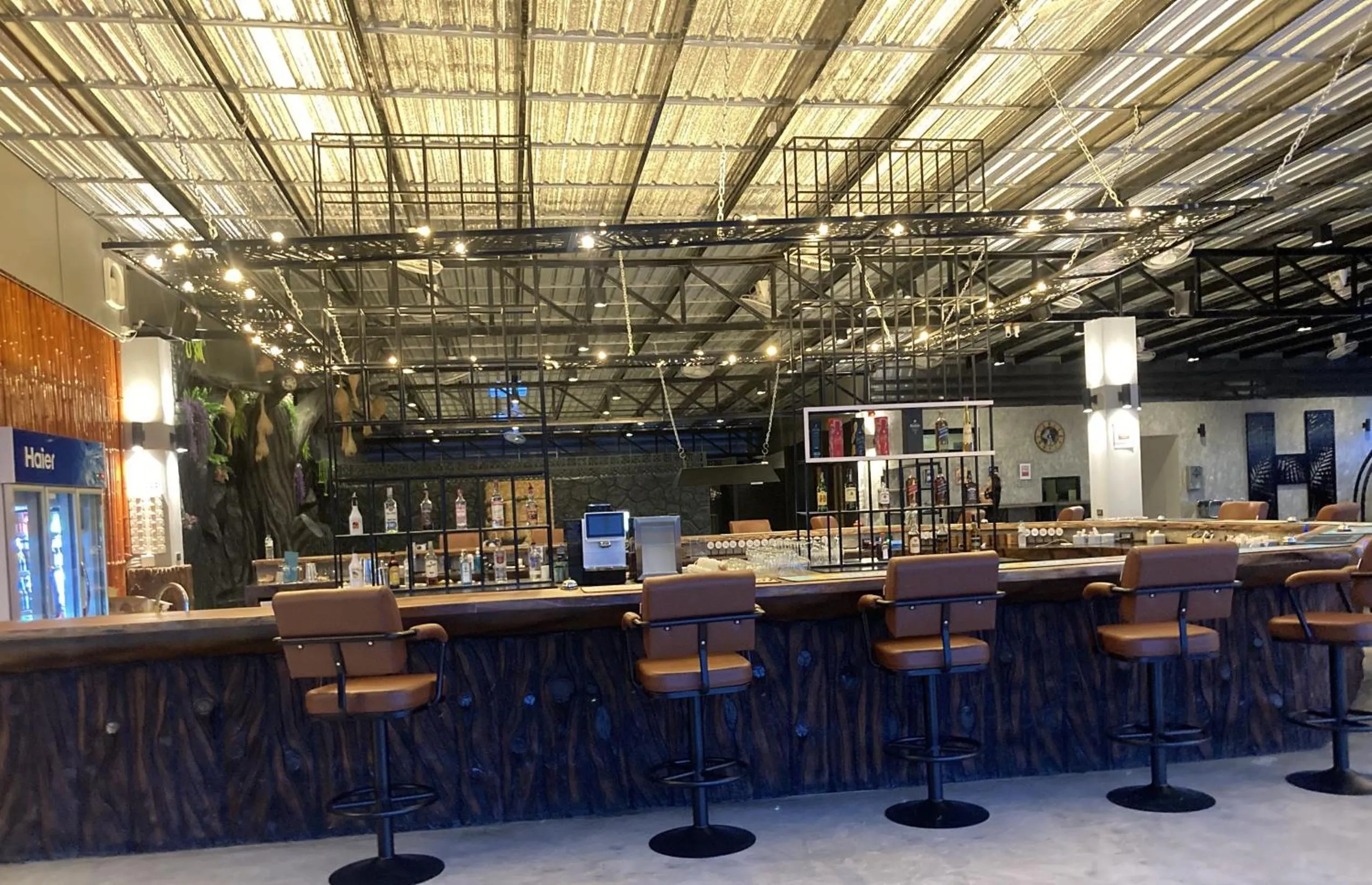 Restaurant/places to eat in Hideaway Resort Banchang