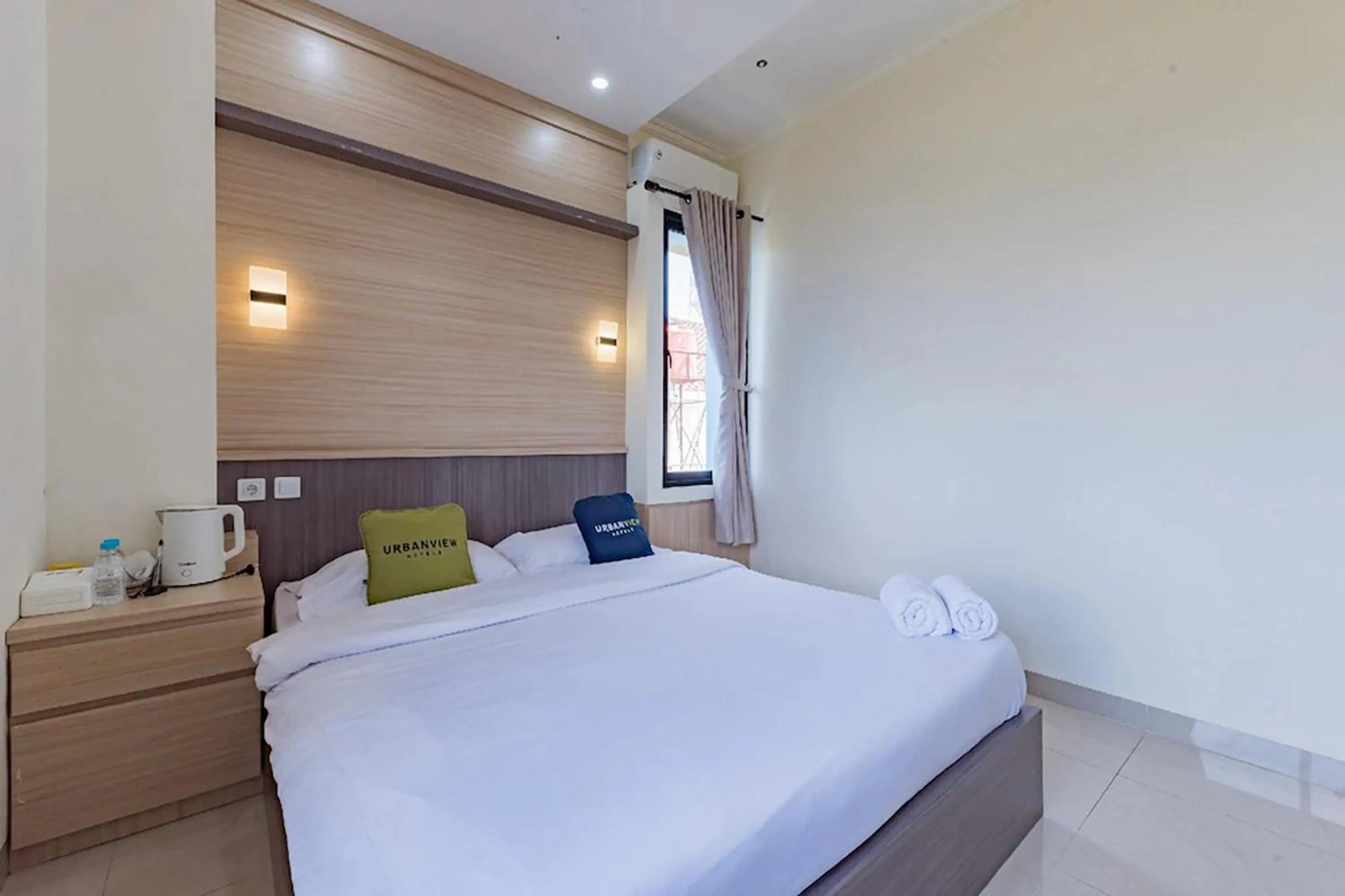 Photo of the whole room, Bed in Mamifokobo Hotel & Glamping