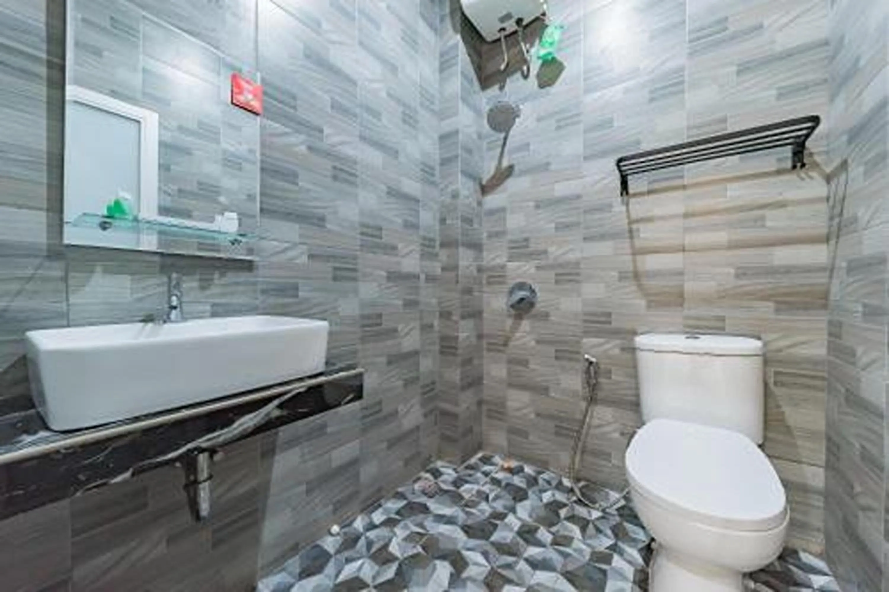 Bathroom in Mamifokobo Hotel & Glamping