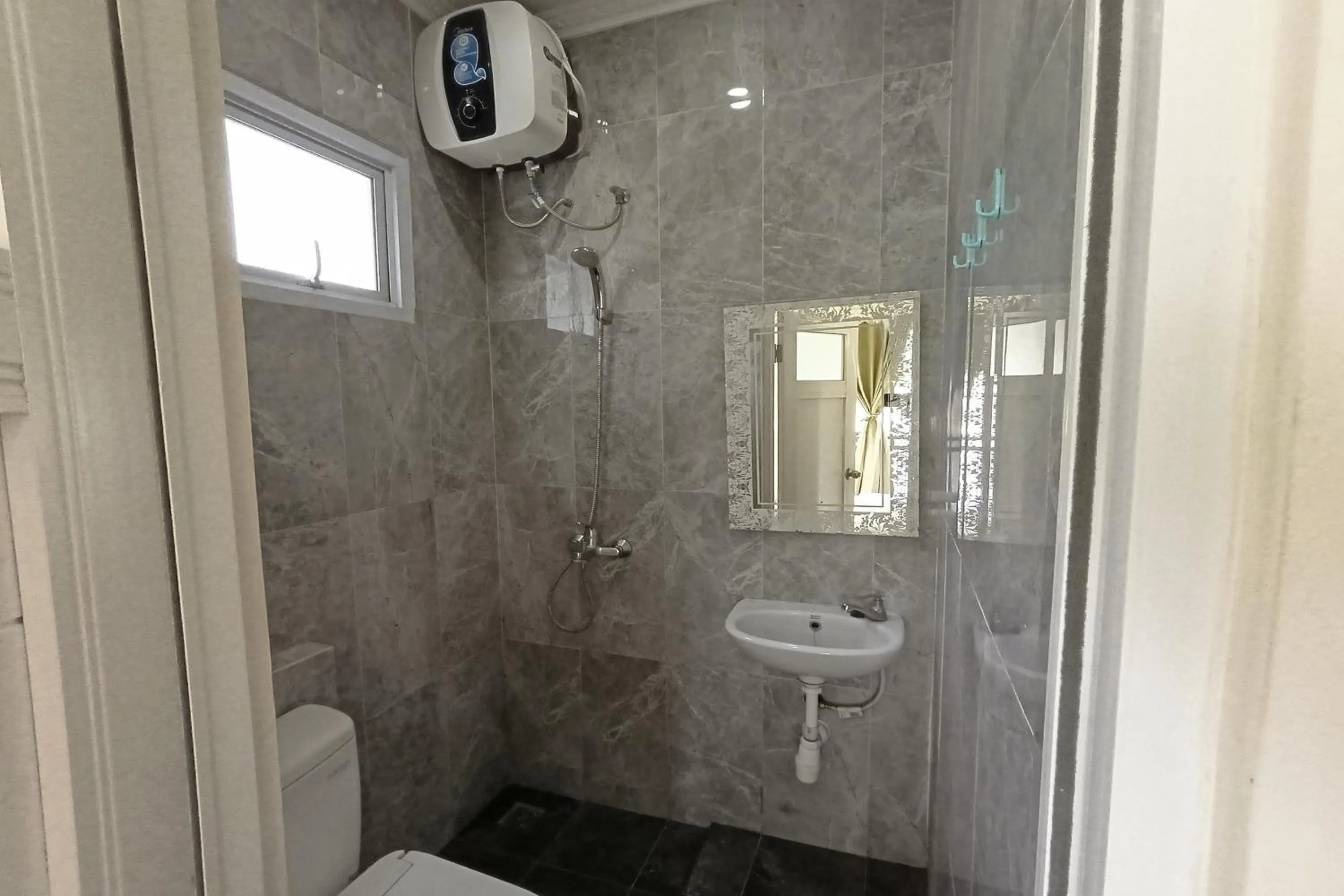 Bathroom in Mamifokobo Hotel & Glamping