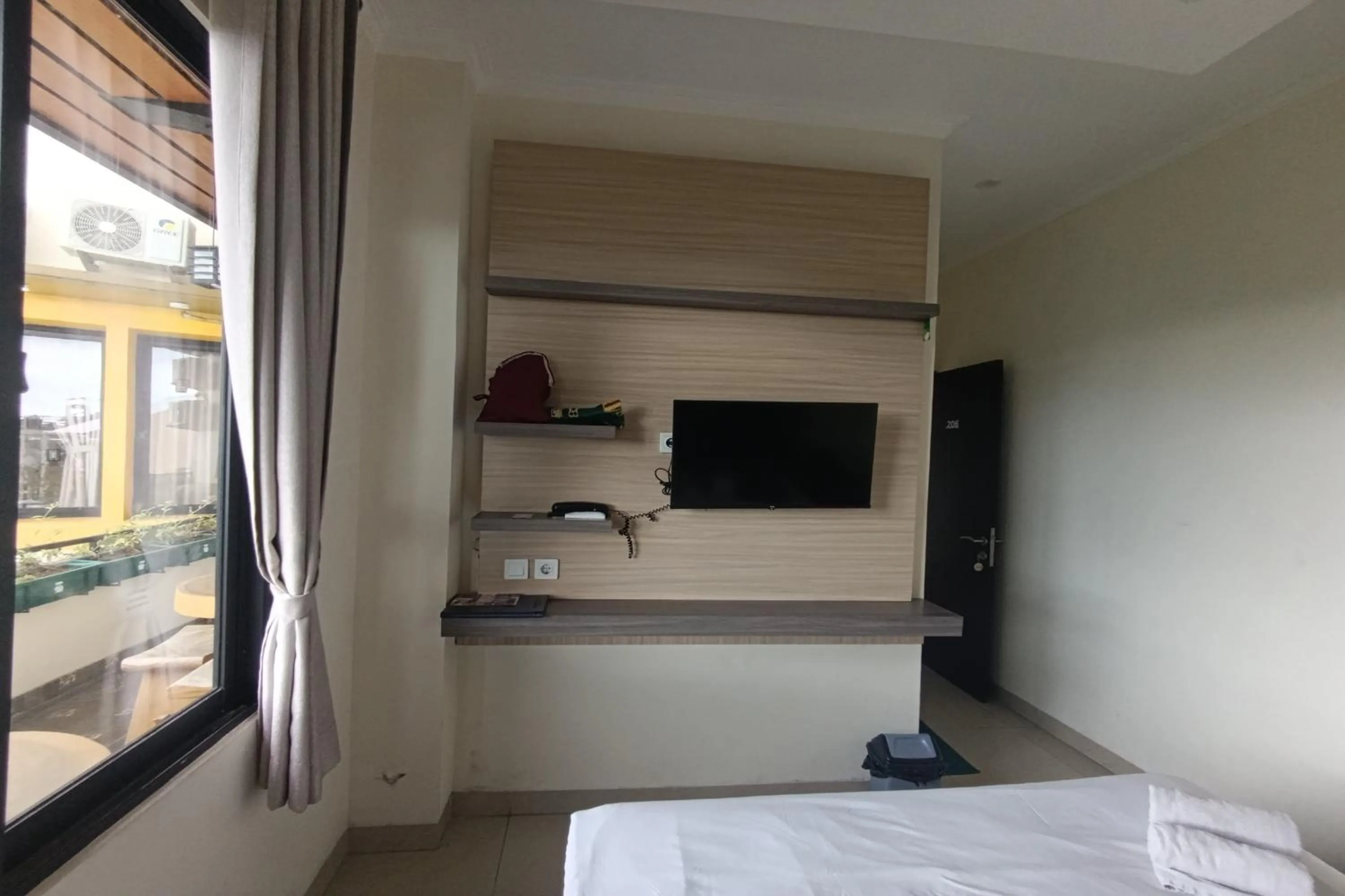 Bedroom, Bed in Mamifokobo Hotel & Glamping