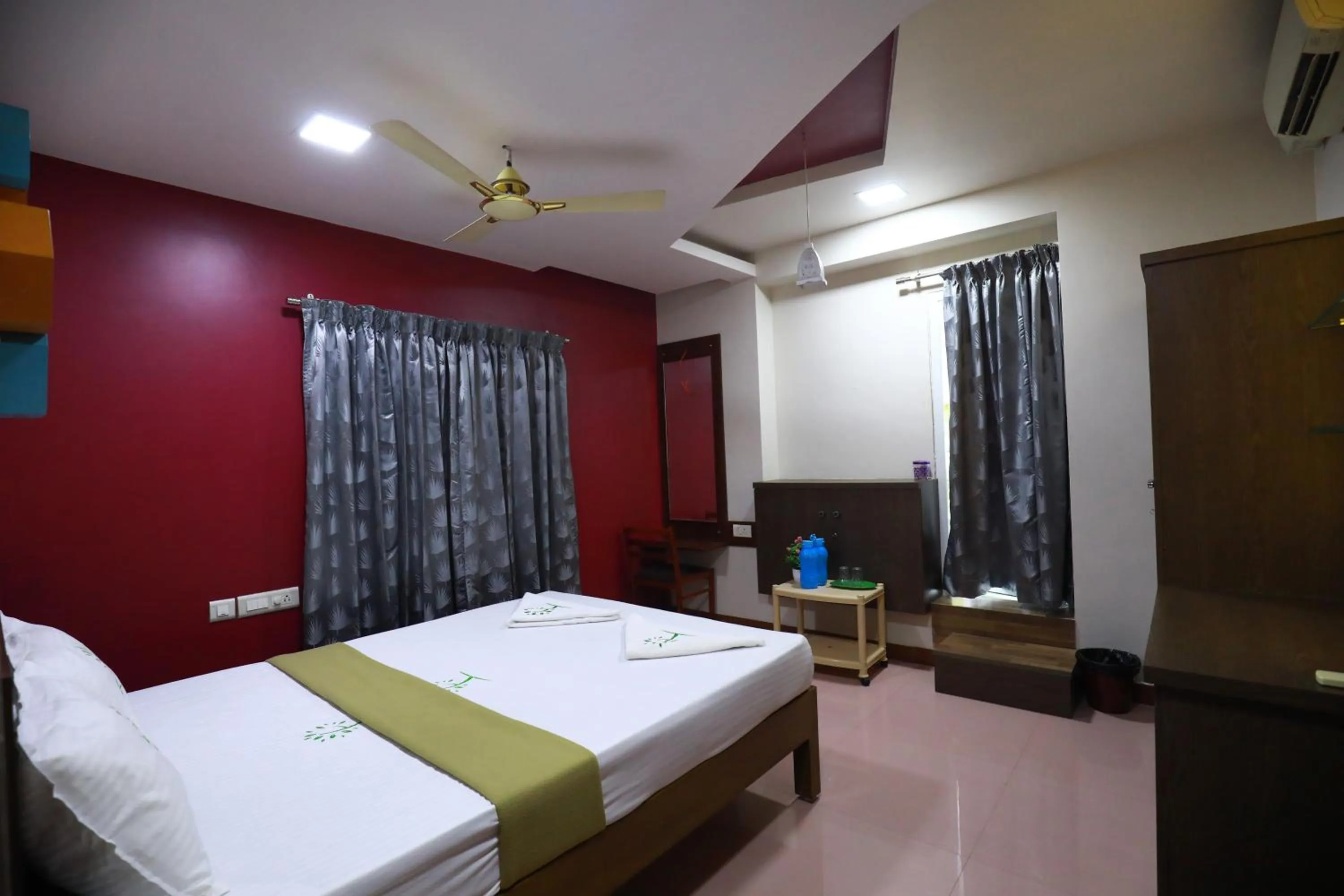 Photo of the whole room in The Ideal Nest Kumbakonam