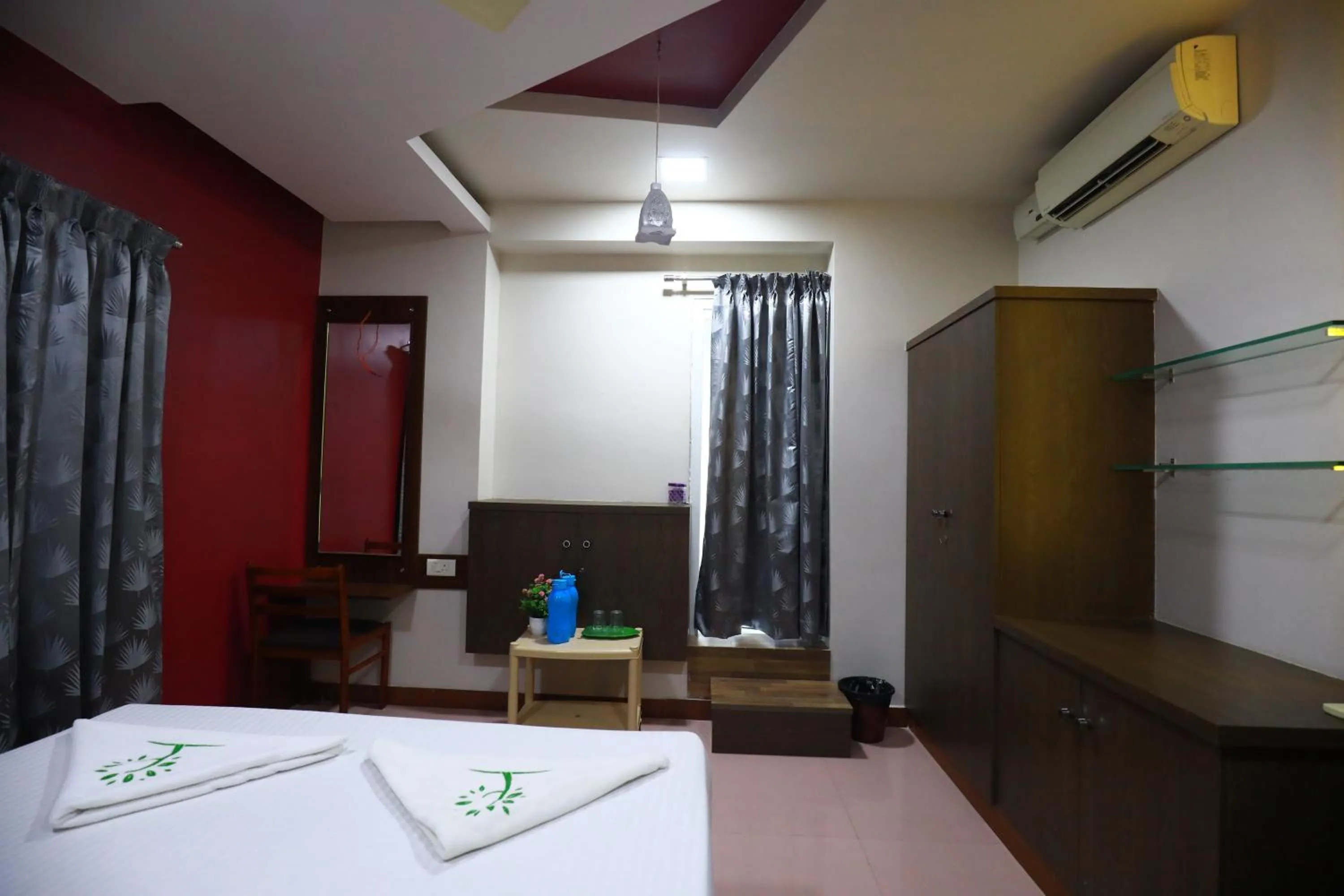 Photo of the whole room in The Ideal Nest Kumbakonam