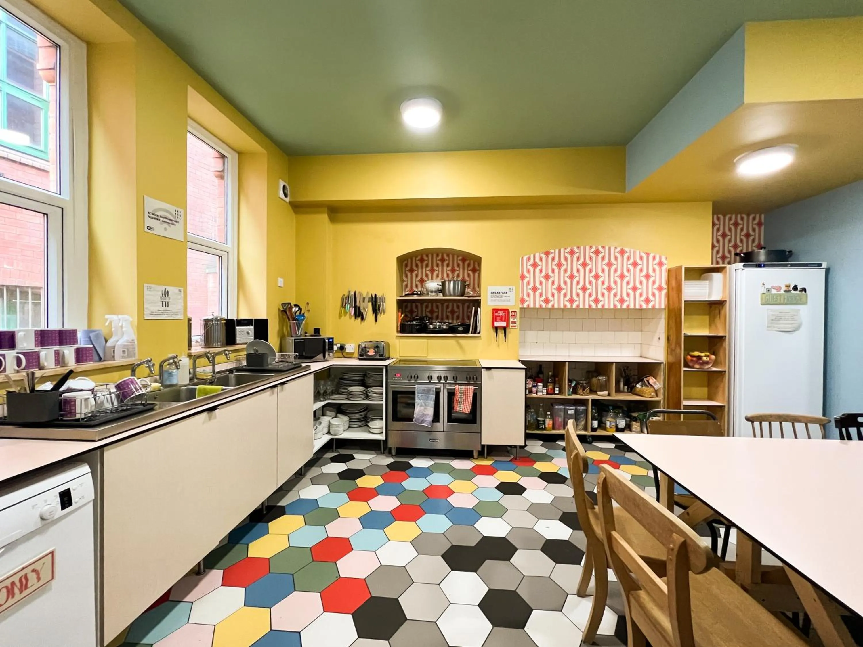 Coffee/tea facilities in Art Hostel