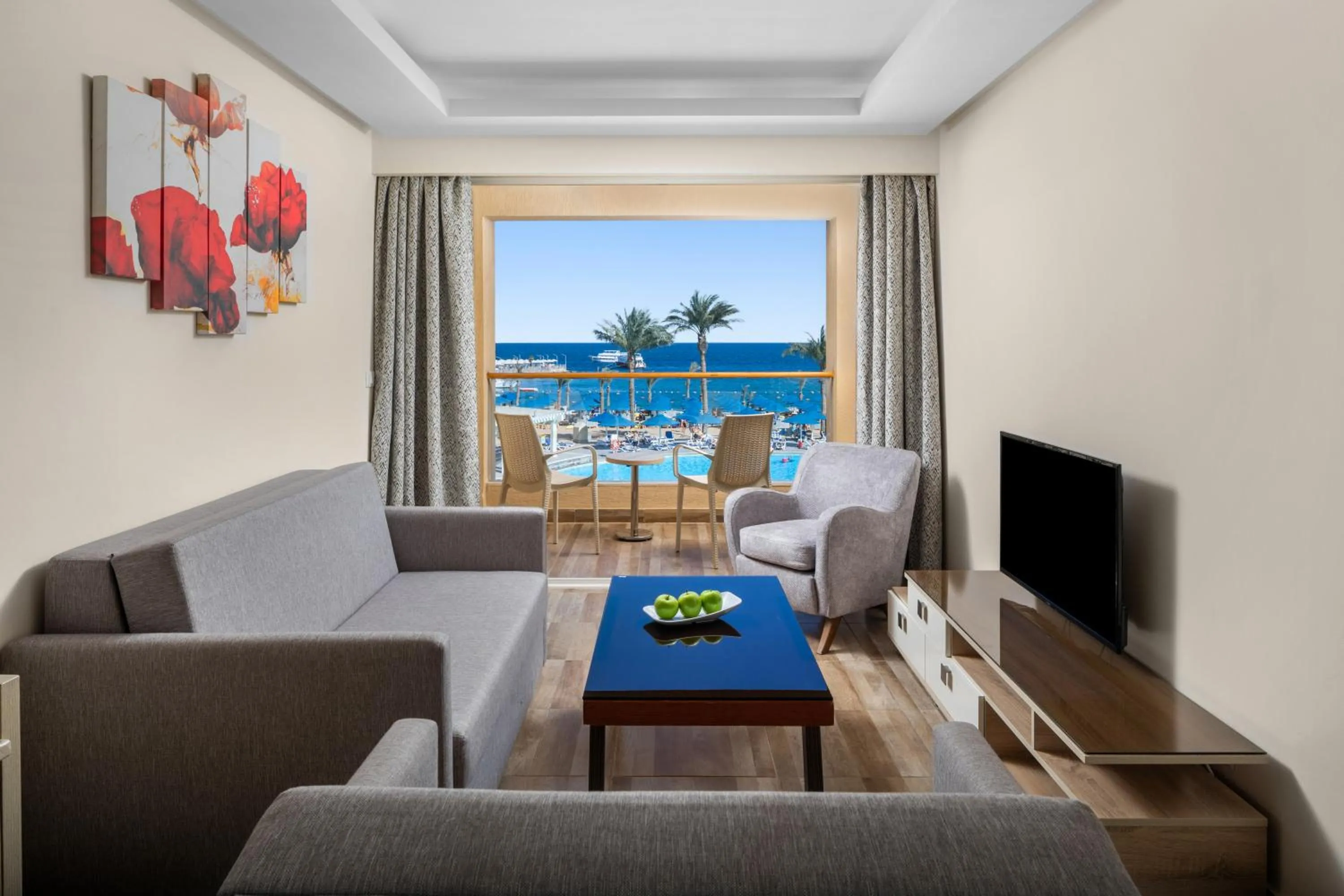 Sea view in Beach Albatros The Club - Aqua Park