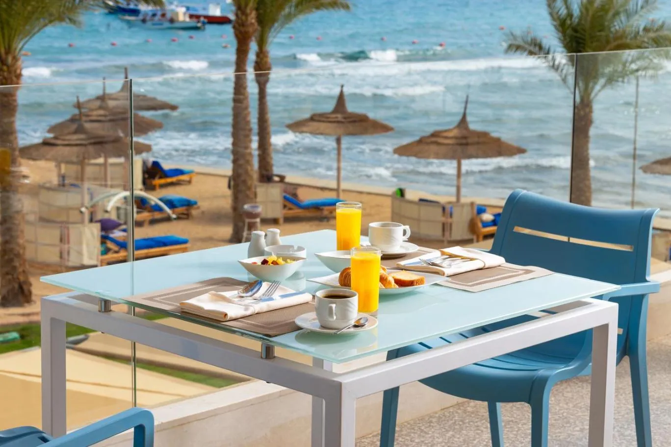 Restaurant/places to eat in Beach Albatros The Club - Aqua Park