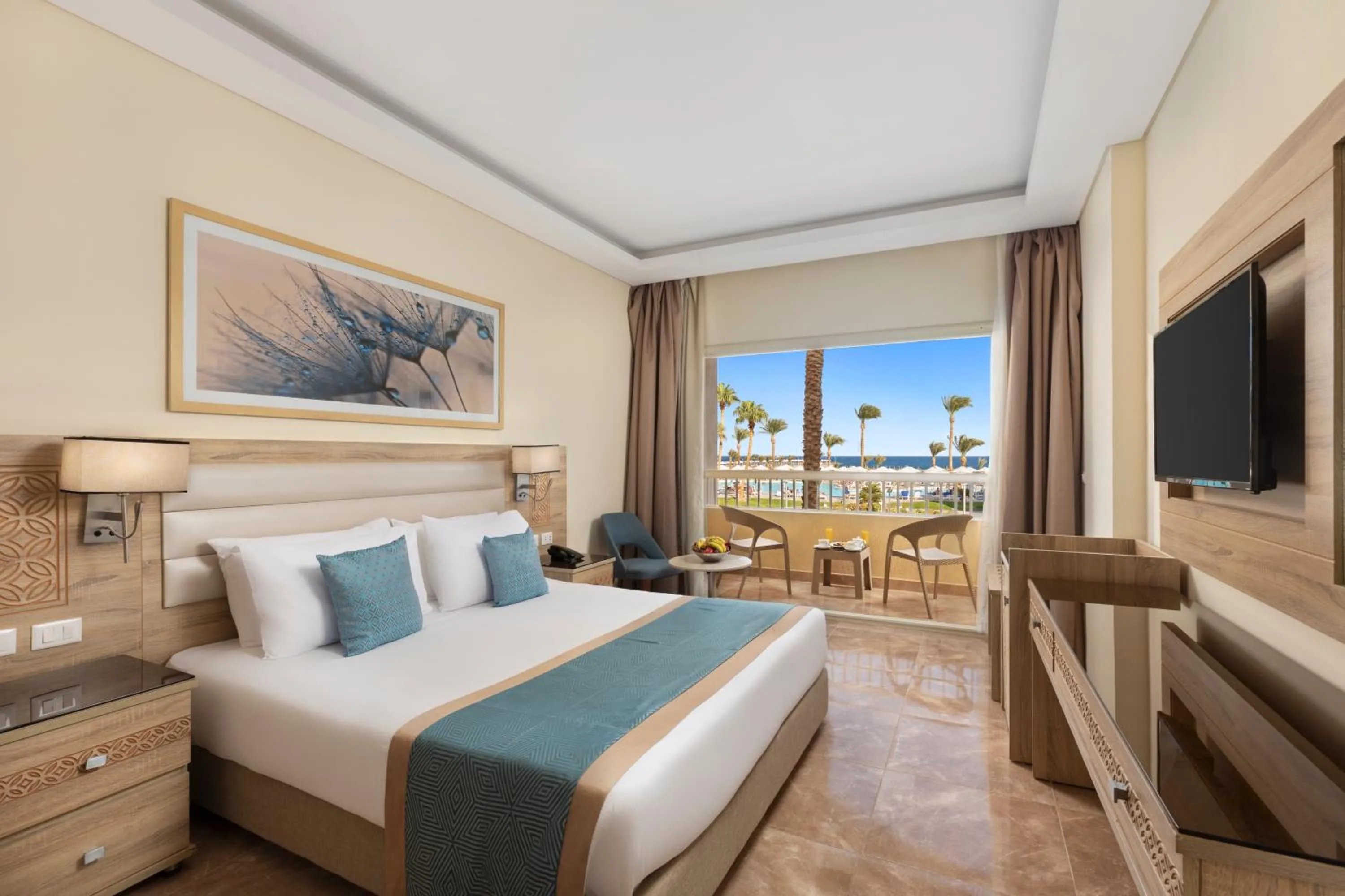 Bedroom, Bed in Beach Albatros The Club - Aqua Park