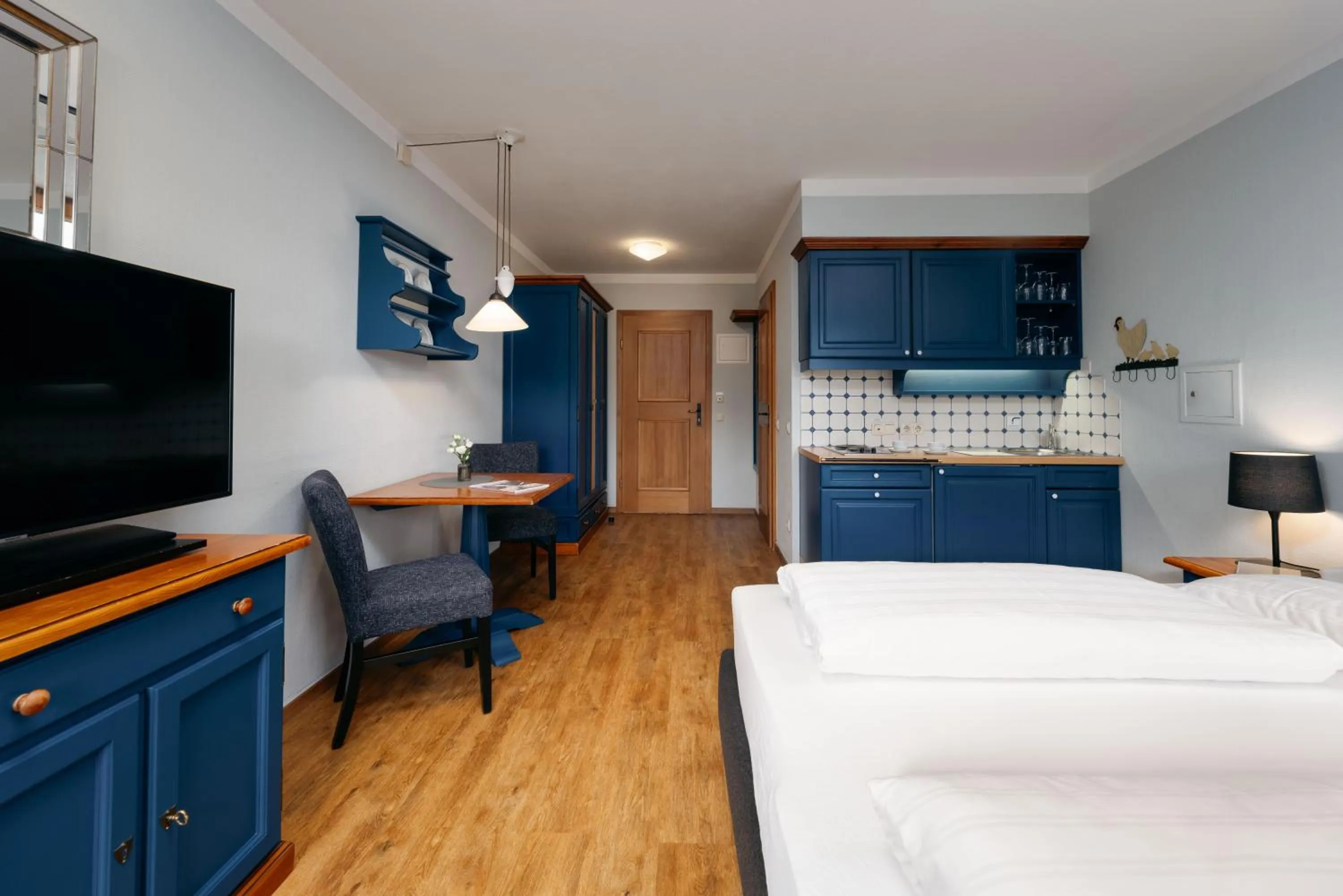 TV and multimedia, Bed in MONDI Appartements am Grundlsee