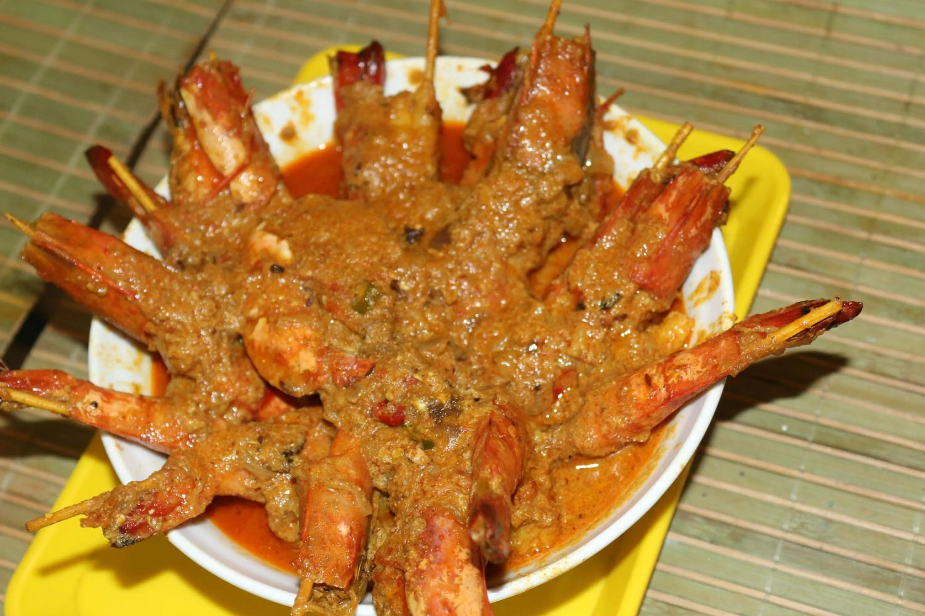 Food and drinks in Crossroads