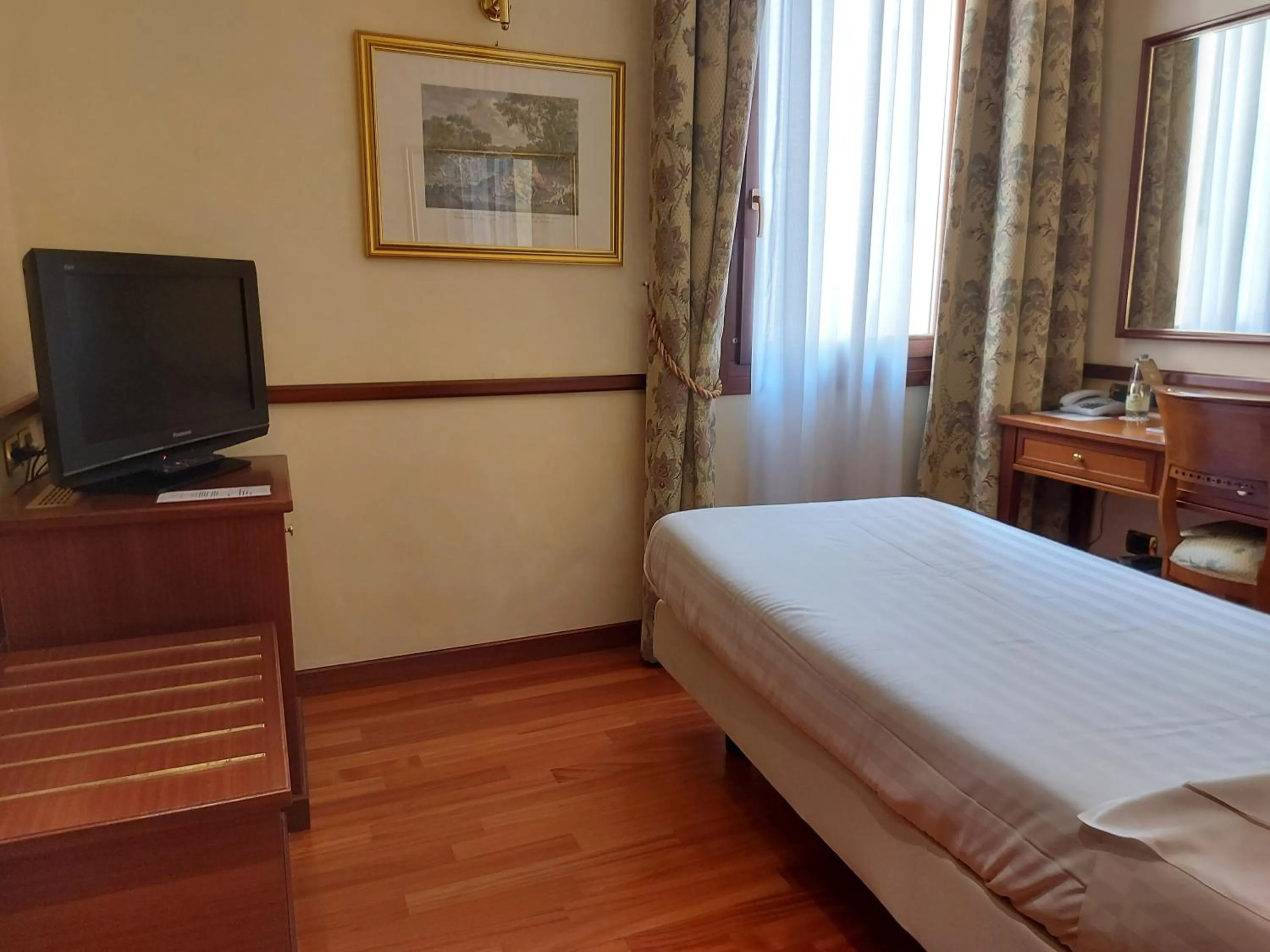 Bedroom, Bed in Phi Hotel Dei Medaglioni