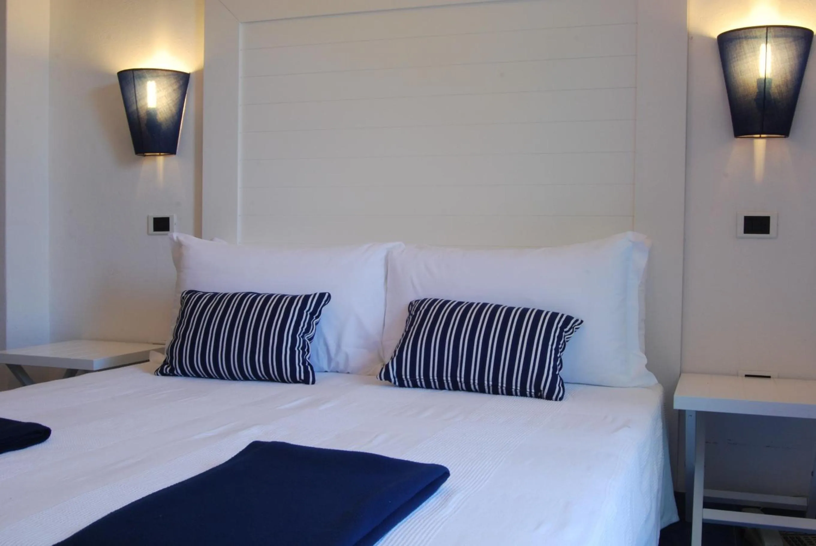 Bed in UNAHOTELS Club Hotel Ancora