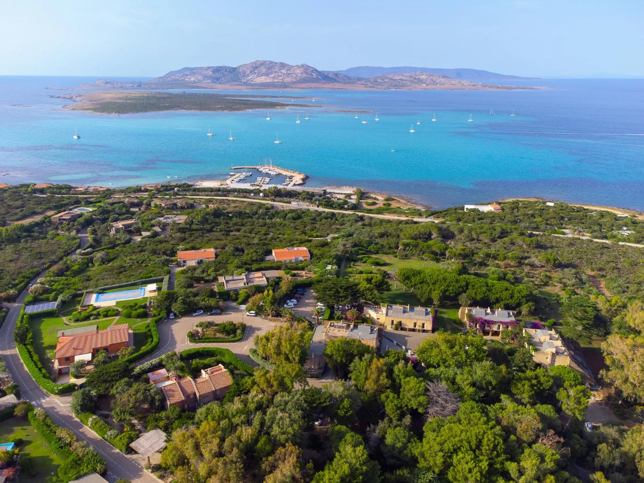 Natural landscape in UNAHOTELS Club Hotel Ancora