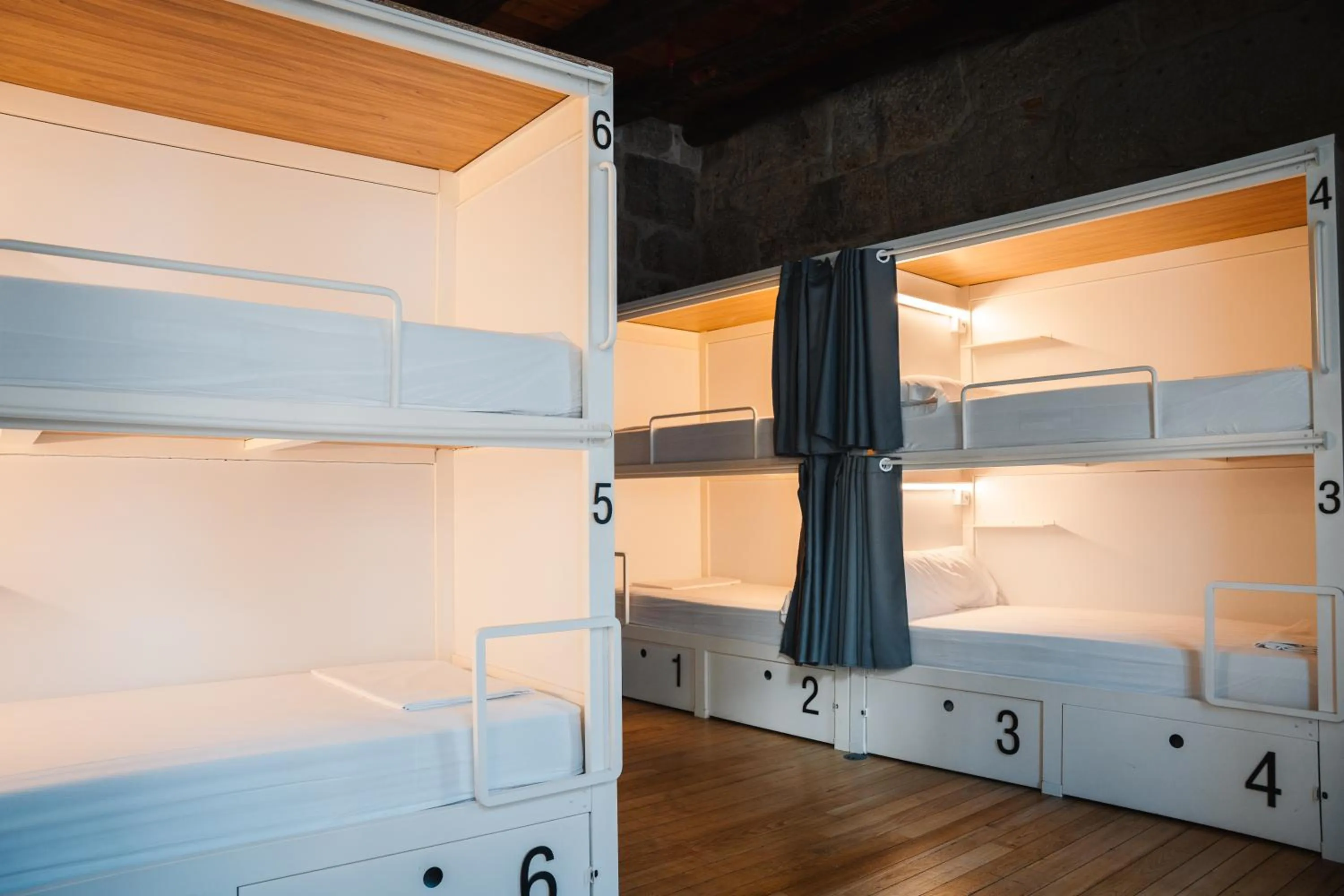 Bedroom, Bed in The Central House Porto Ribeira