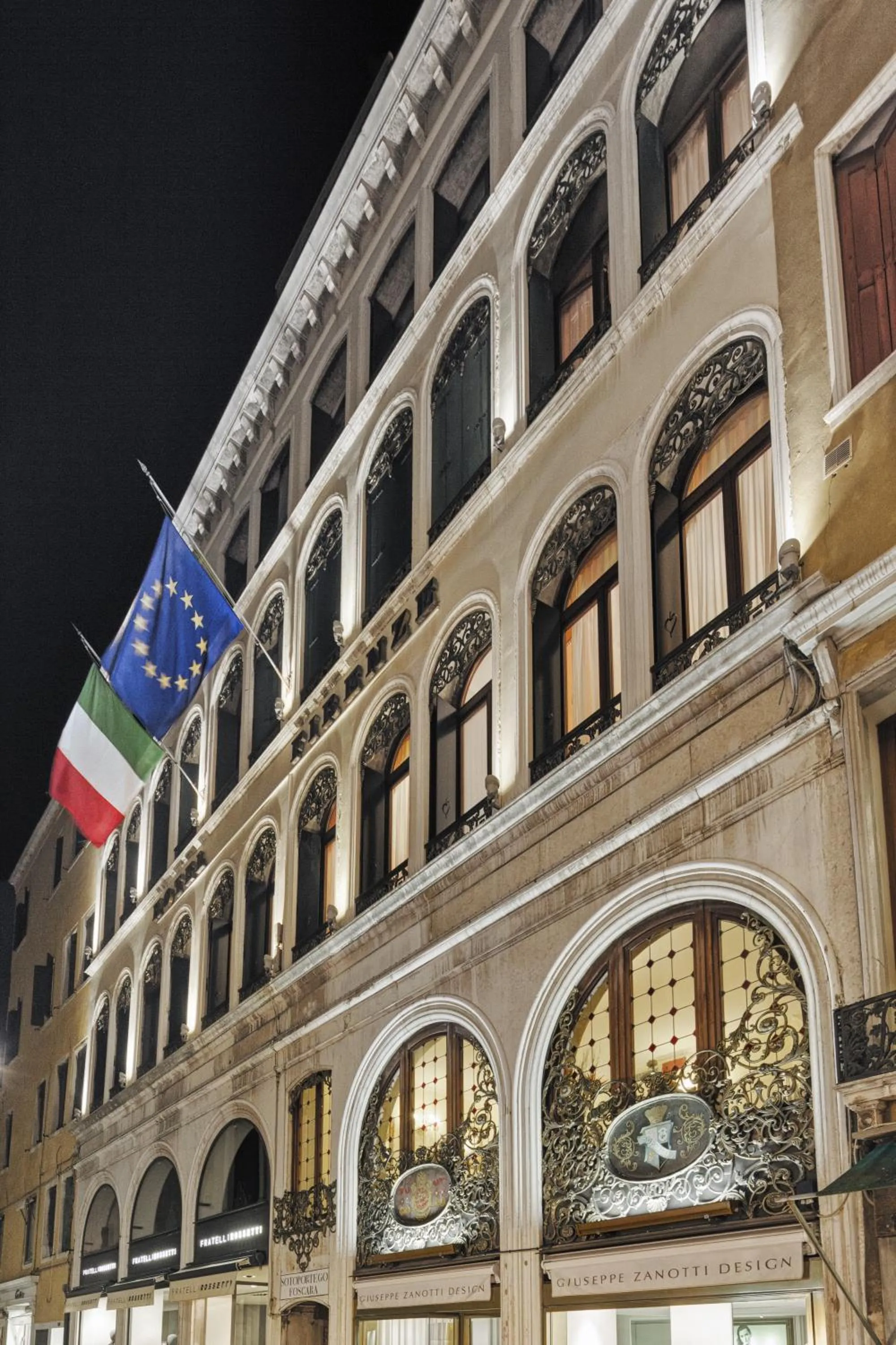 Facade/entrance in Hotel Firenze
