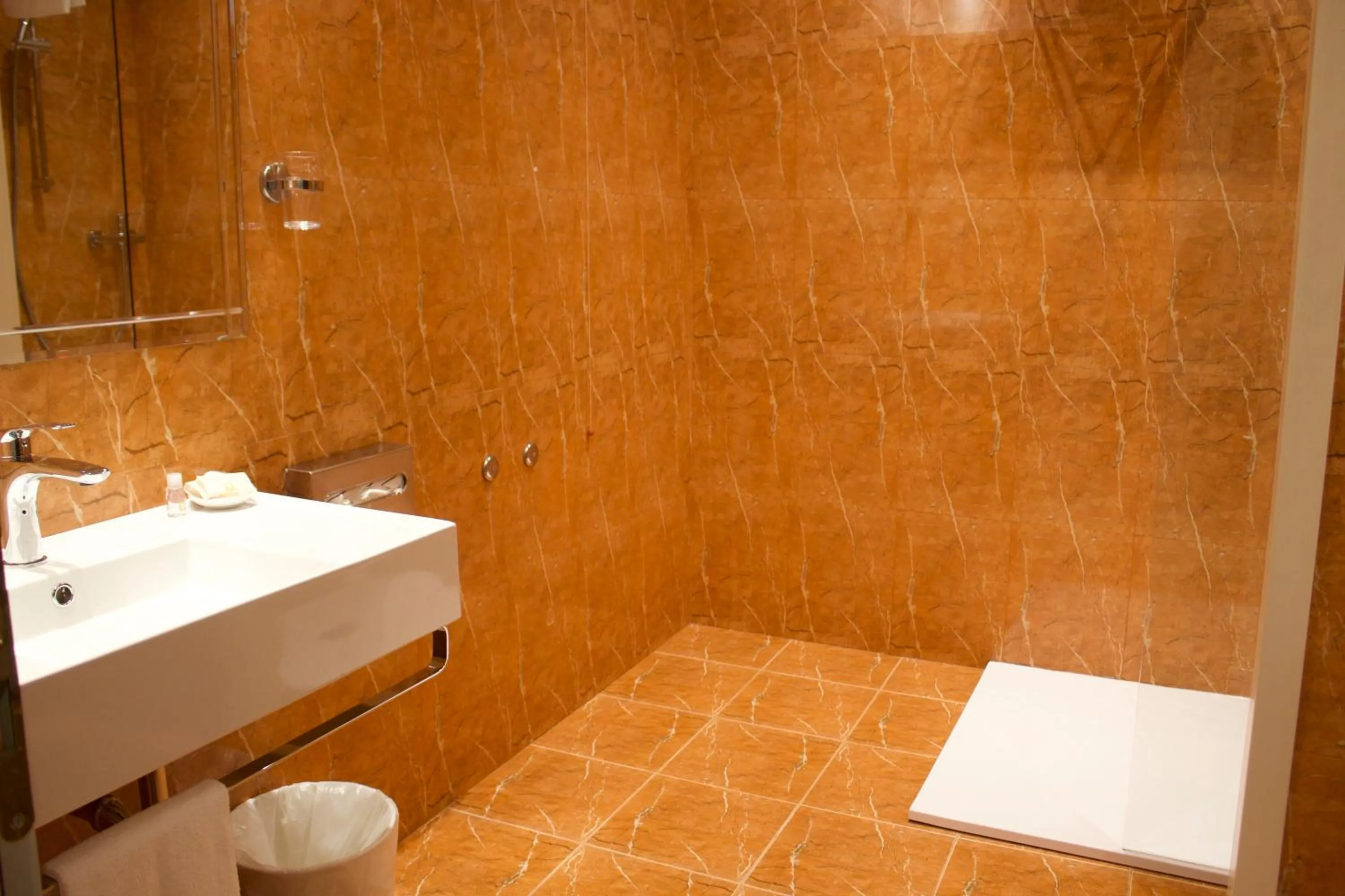 Bathroom in Parco dei Principi Boutique Hotel