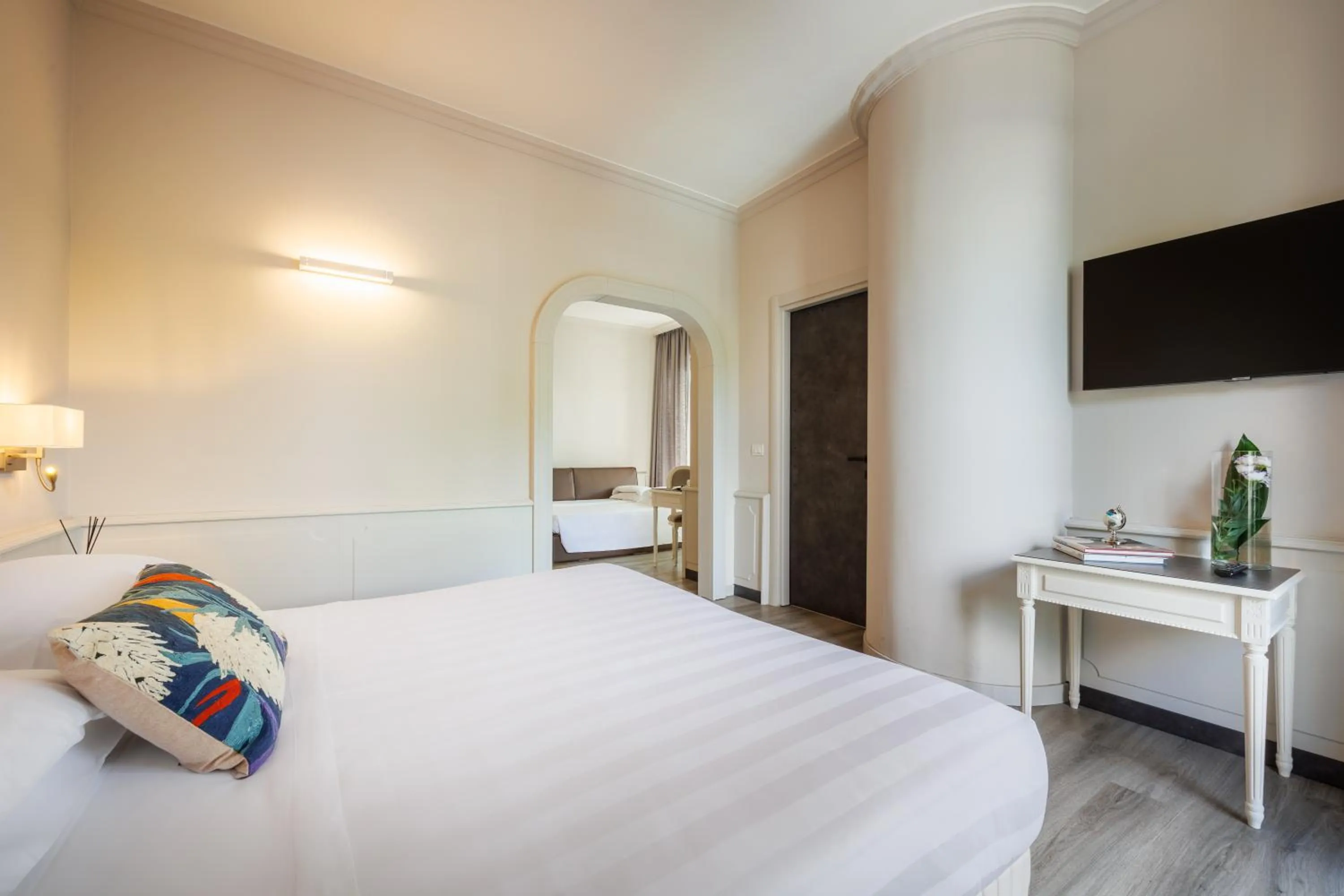 TV and multimedia, Bed in Parco dei Principi Boutique Hotel