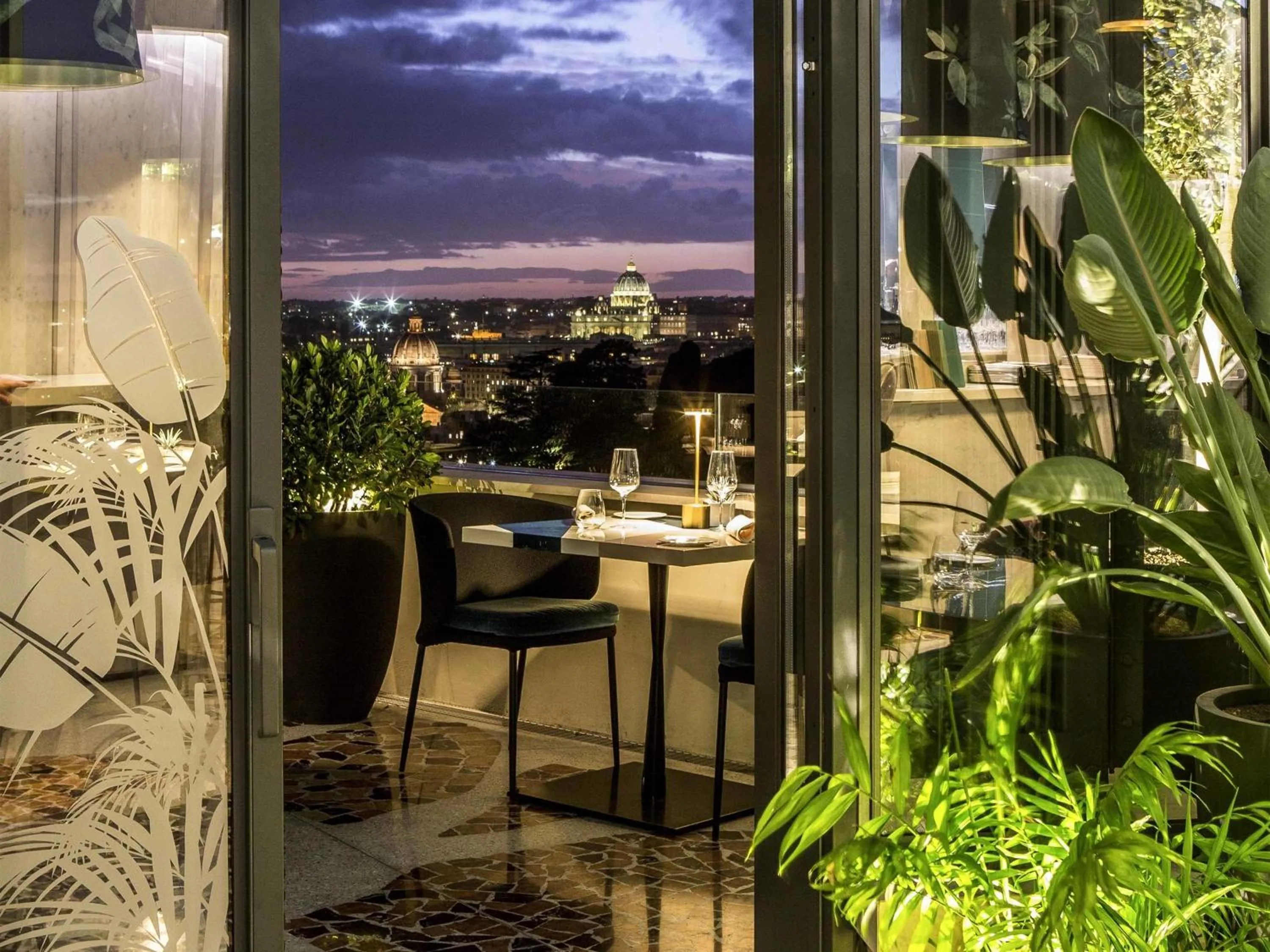 Restaurant/places to eat in Sofitel Roma Villa Borghese