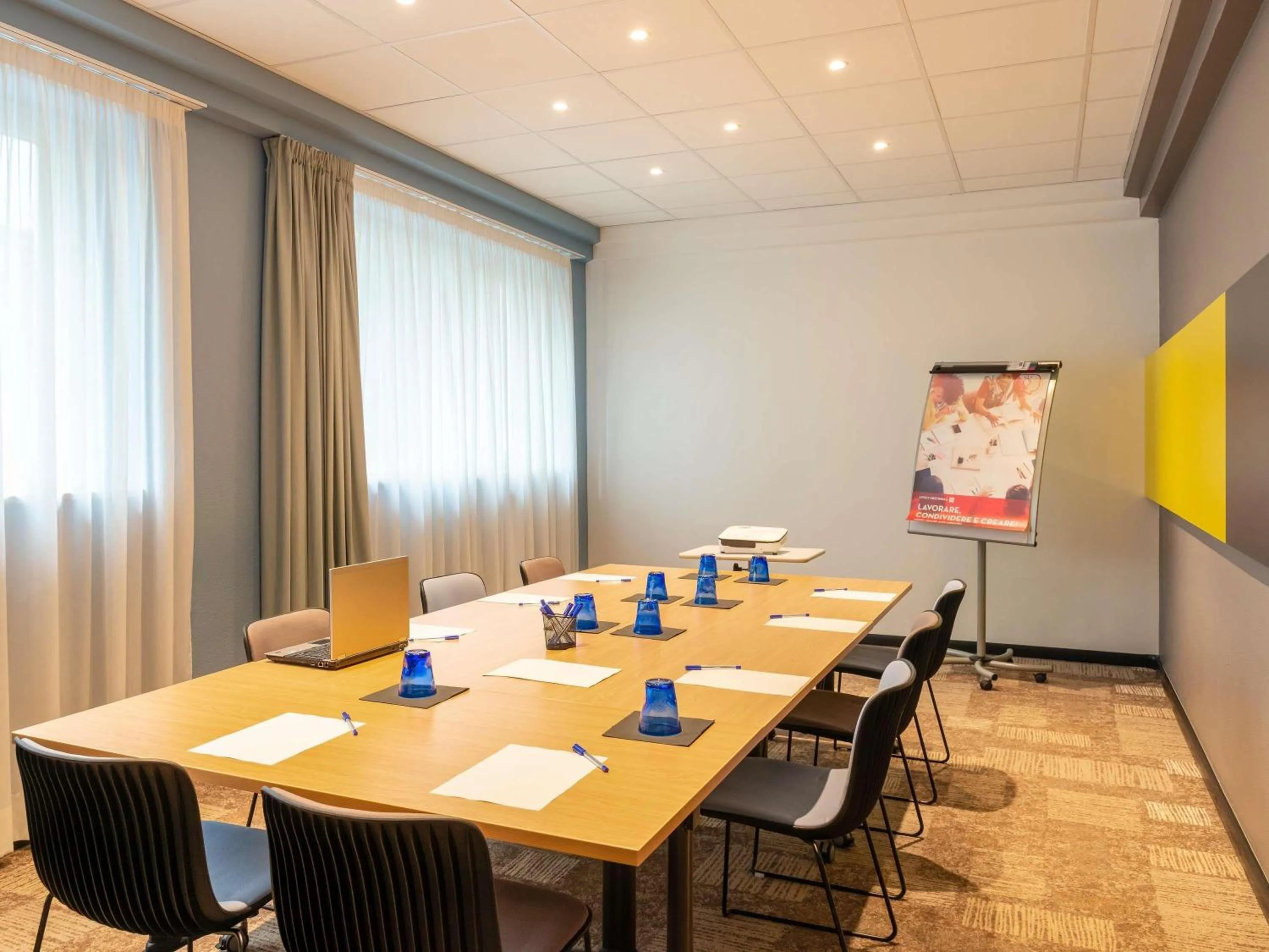 Meeting/conference room in Ibis Milano Centro