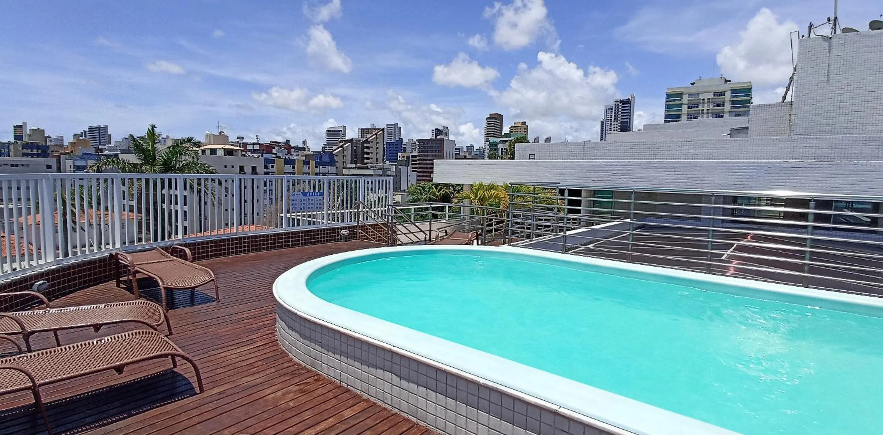 Swimming pool in Happy Hotel Manaíra