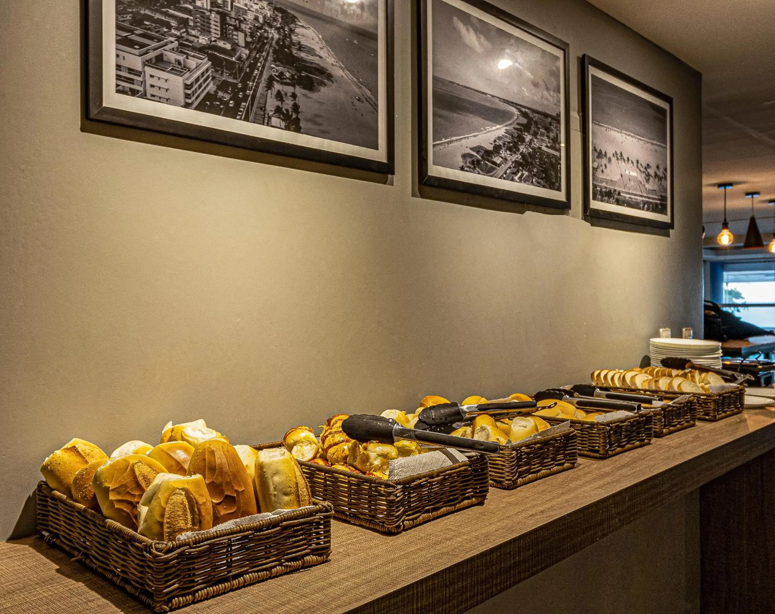 Buffet breakfast in Happy Hotel Manaíra