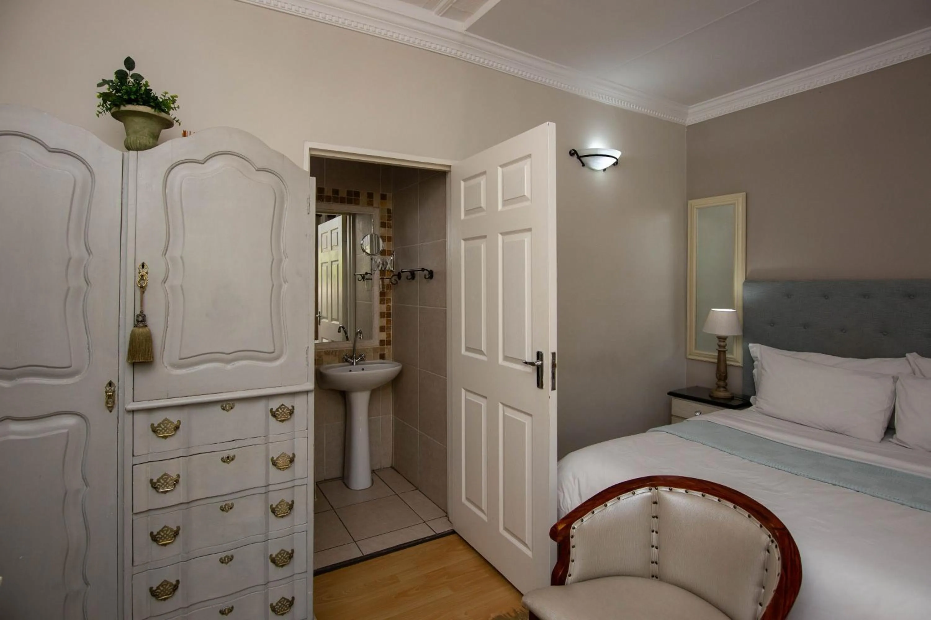 Bed in Oleander Guest House