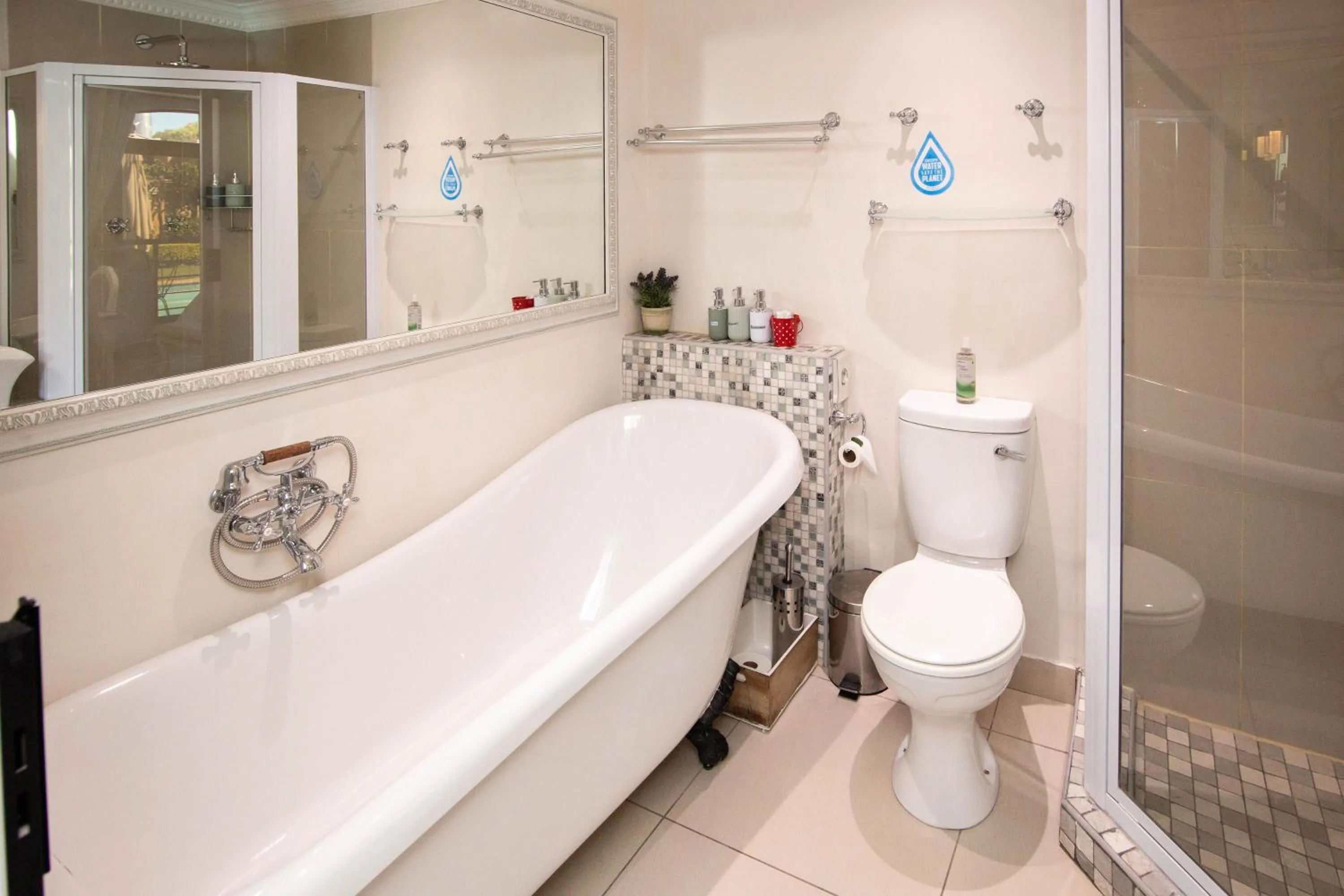 Shower in Oleander Guest House