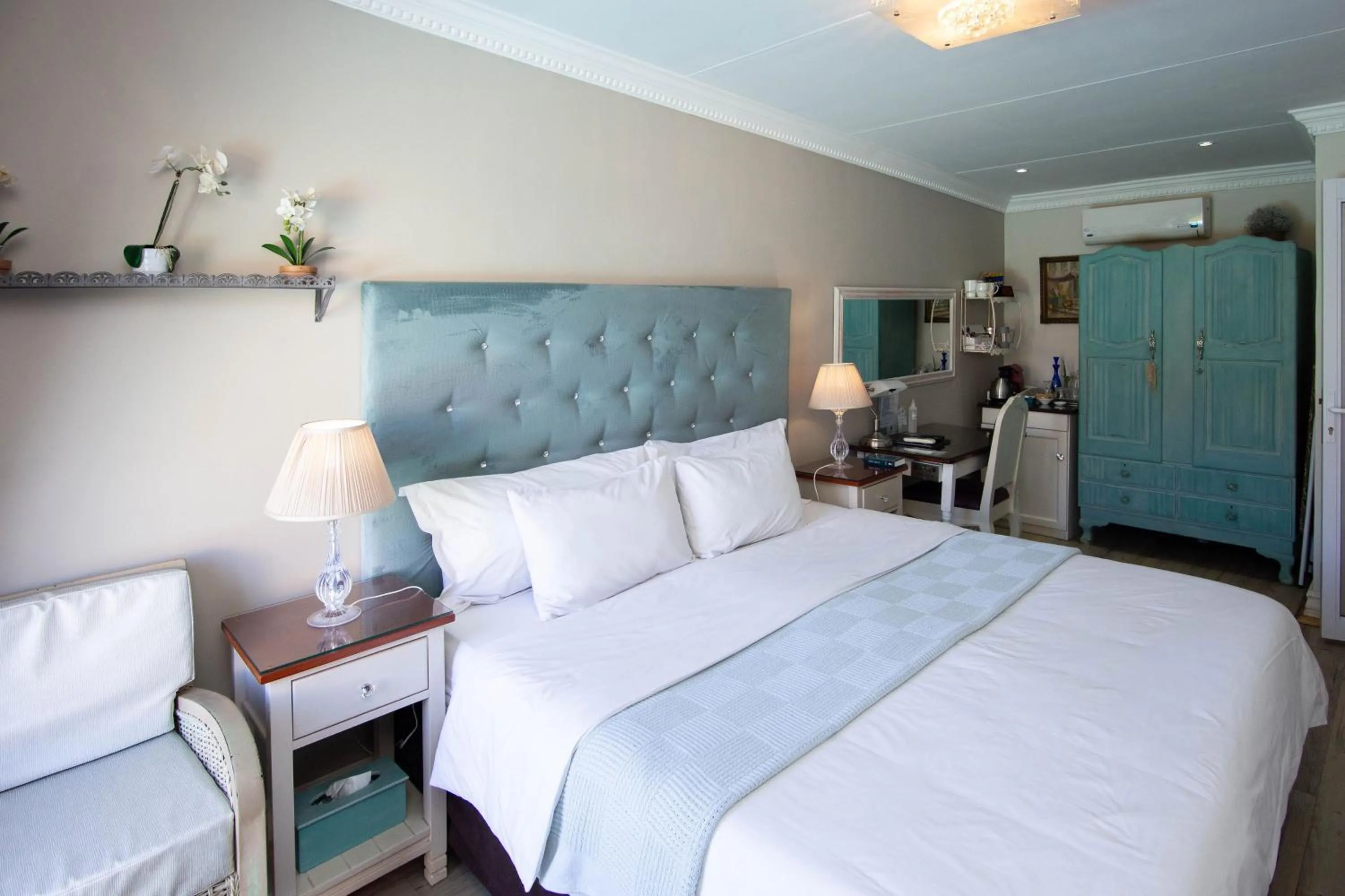 Bed in Oleander Guest House