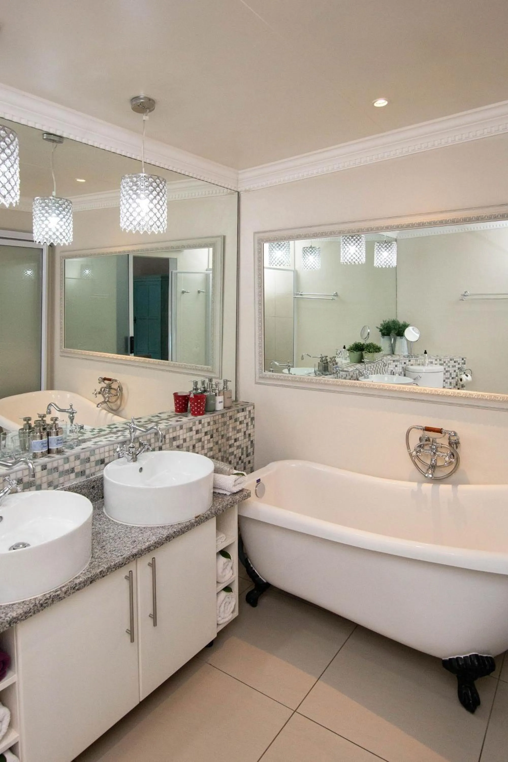 Bathroom in Oleander Guest House