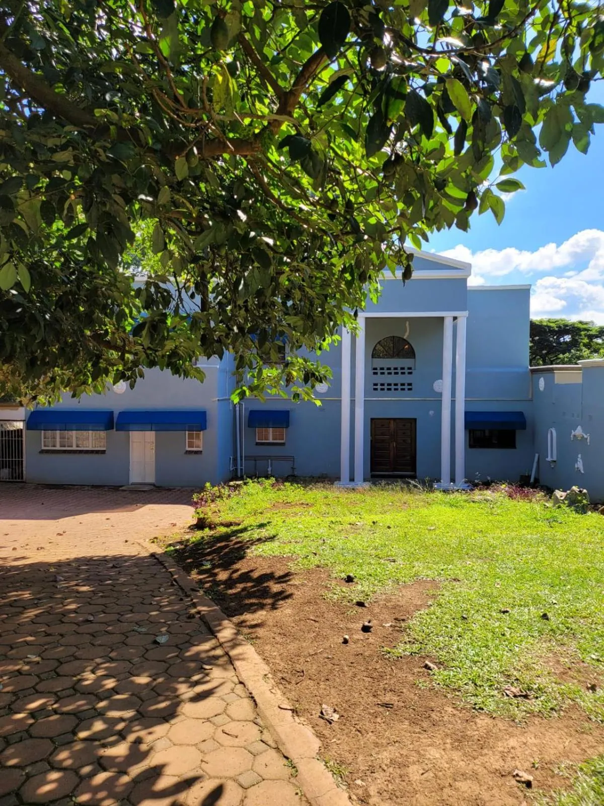 Property building in Heroes Garden Lodge