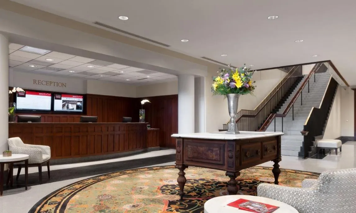 Lobby or reception in The Knight Center at Washington University