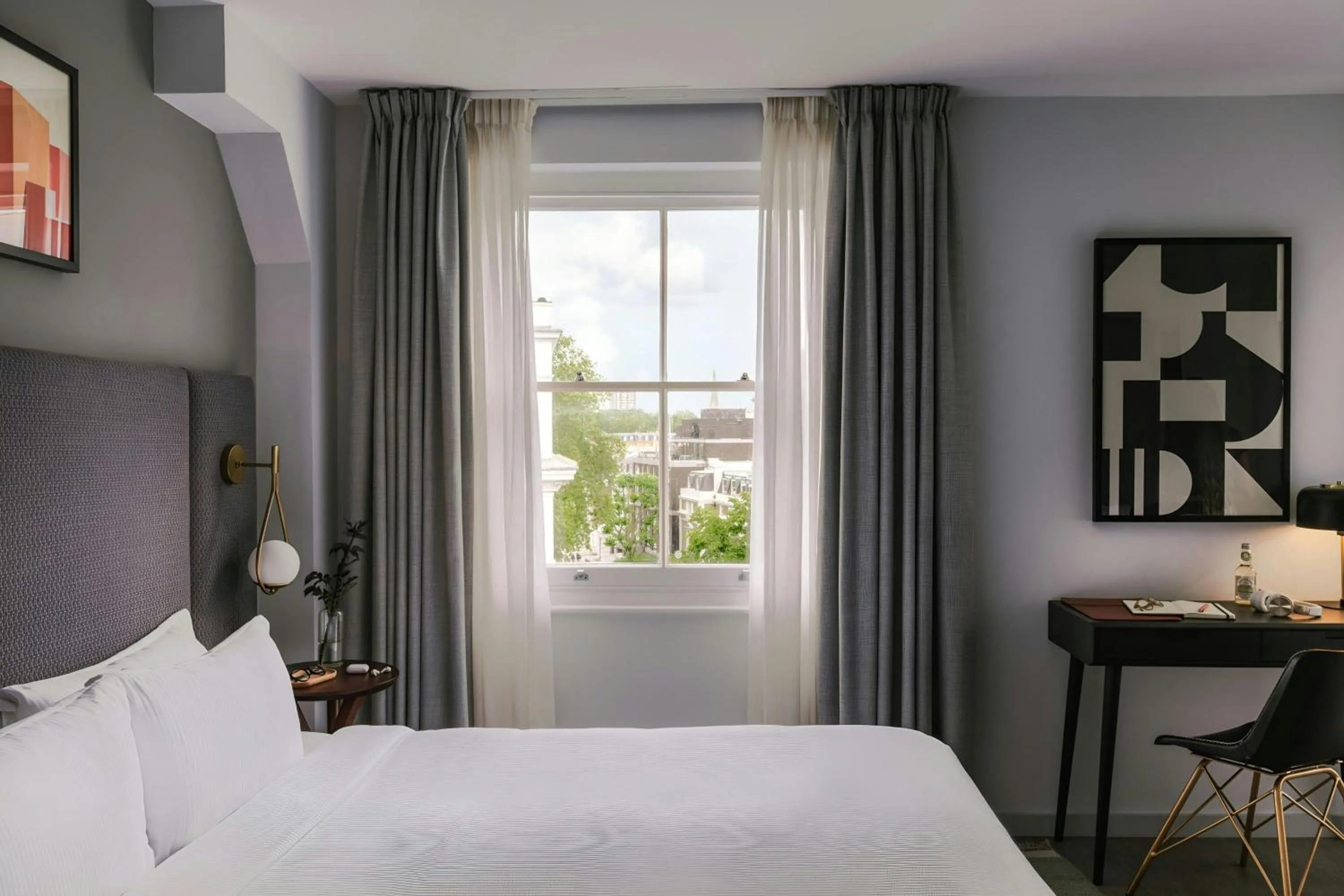 Bedroom, Bed in The Henry Hotel Bayswater, Sonder by Marriott Bonvoy