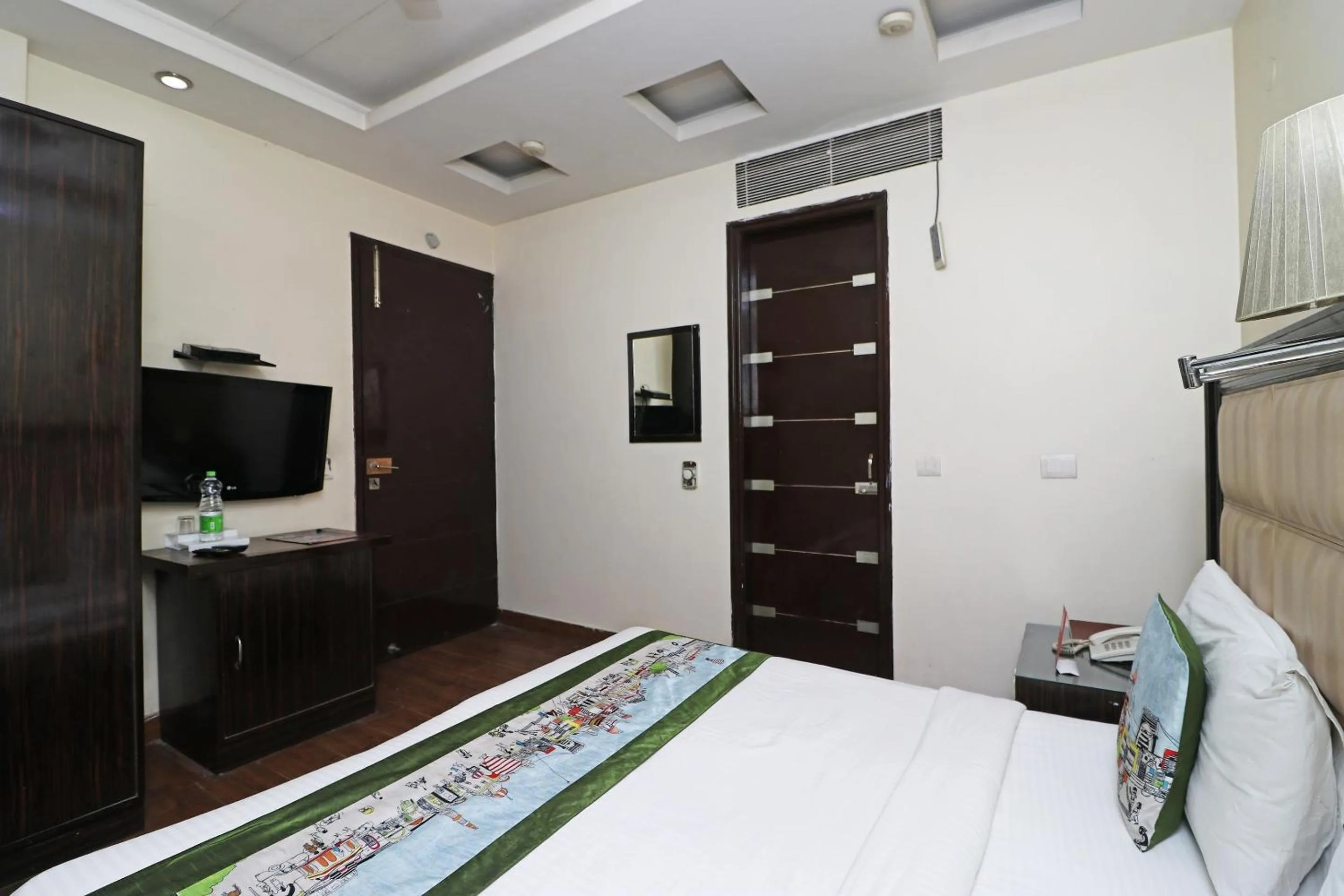 Bedroom, Bed in Collection O Ramhan