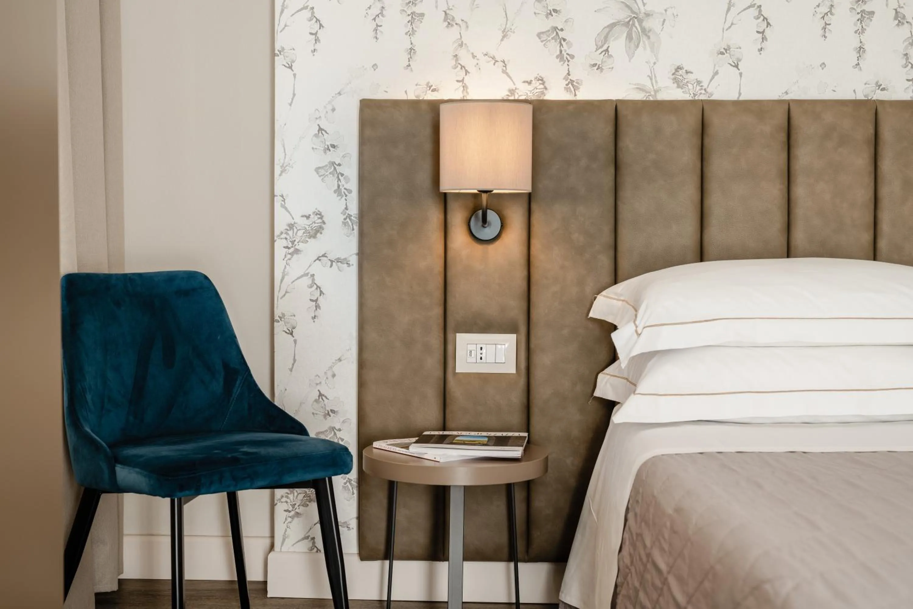 Decorative detail, Bed in Hotel Du Lac Gardone Riviera