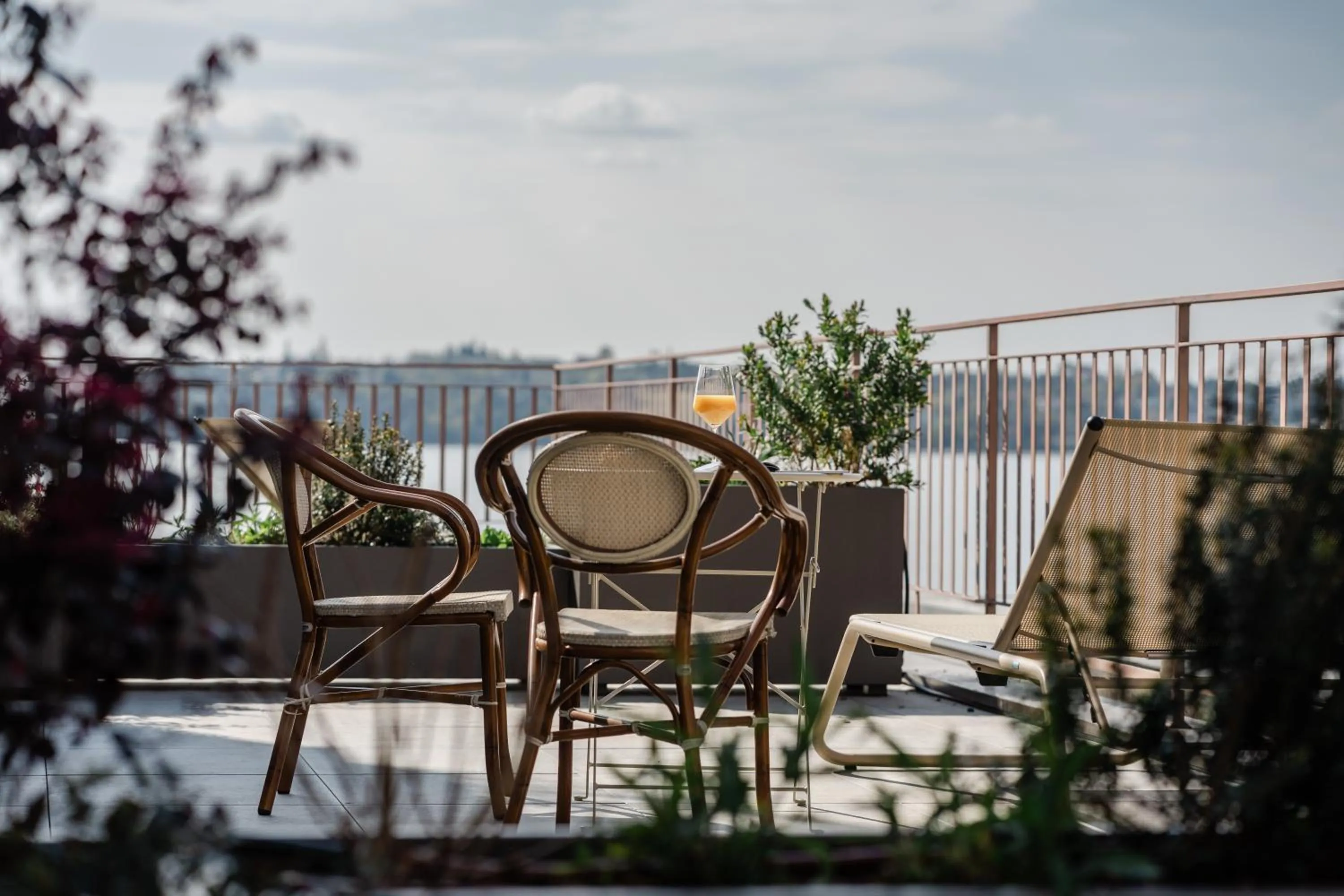 Balcony/Terrace in Hotel Du Lac Gardone Riviera