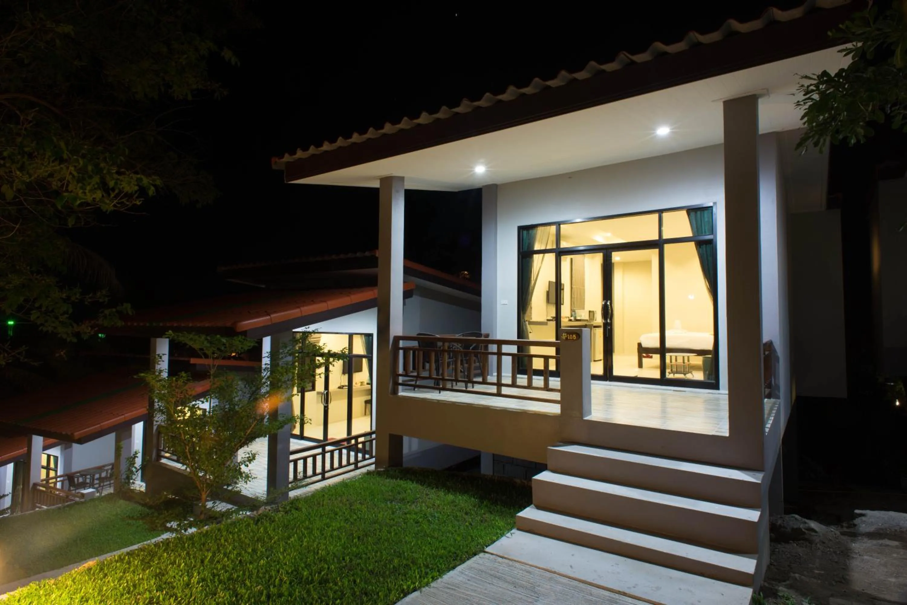 Facade/entrance in Sun Moon Star Resort Koh Phangan
