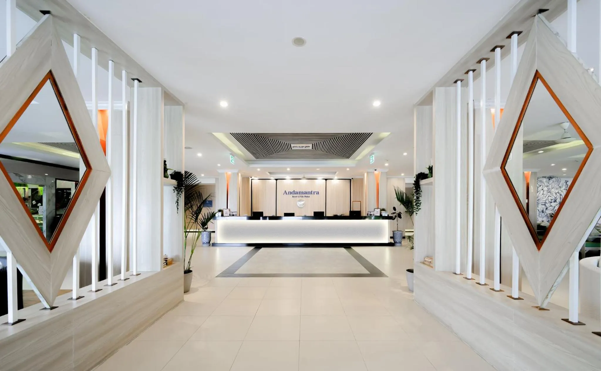 Lobby or reception in Andamantra Resort and Villa Phuket