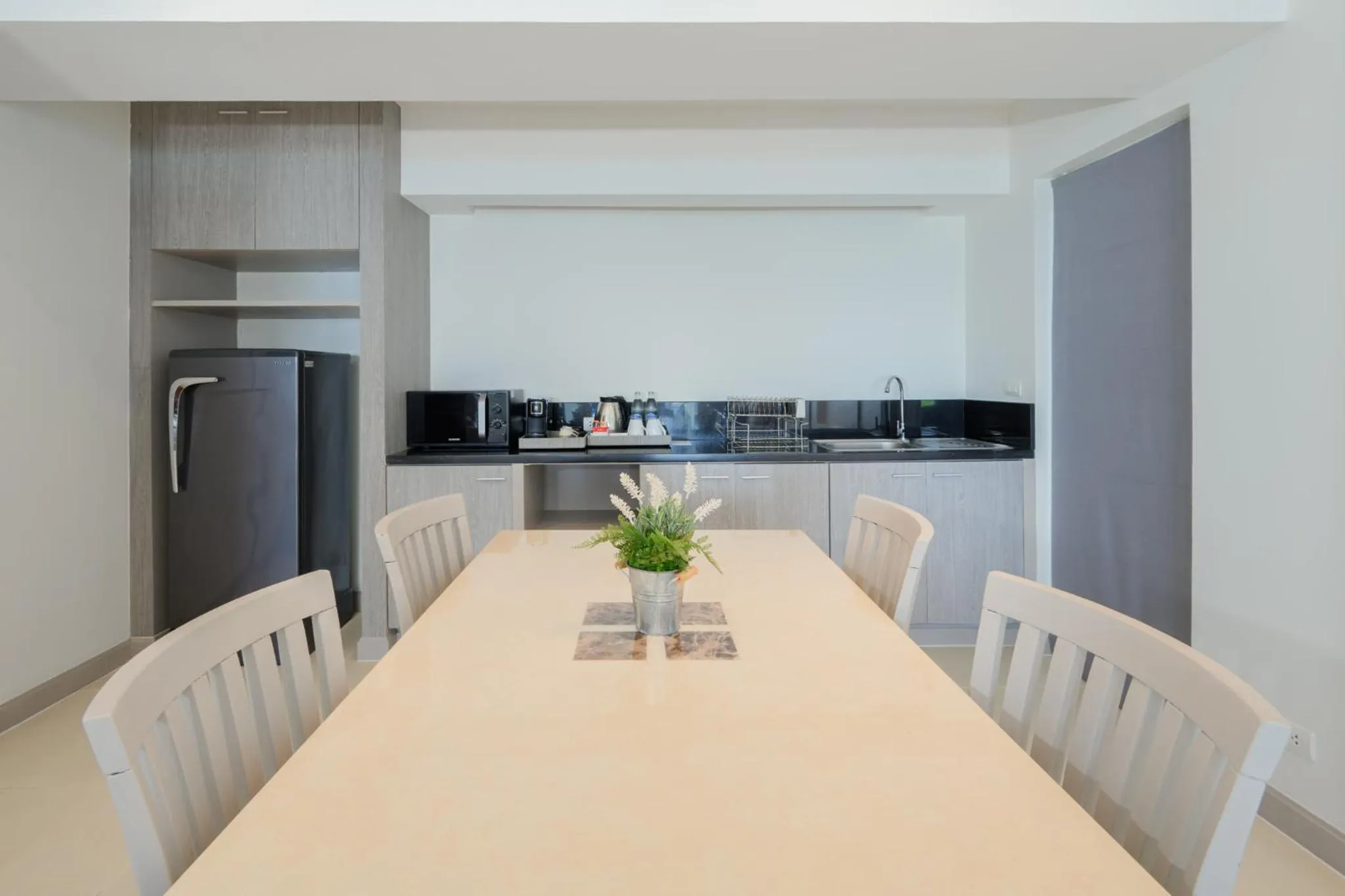 Kitchen or kitchenette in Andamantra Resort and Villa Phuket