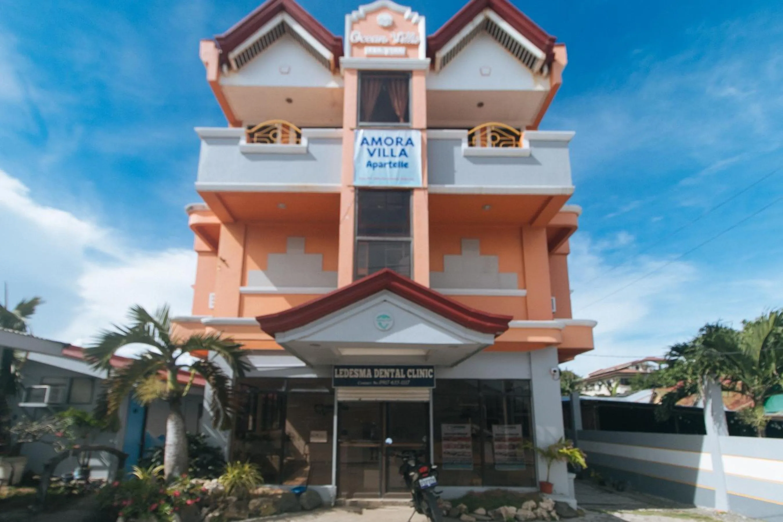 Property building in RedDoorz at Amora Villa Apartelle