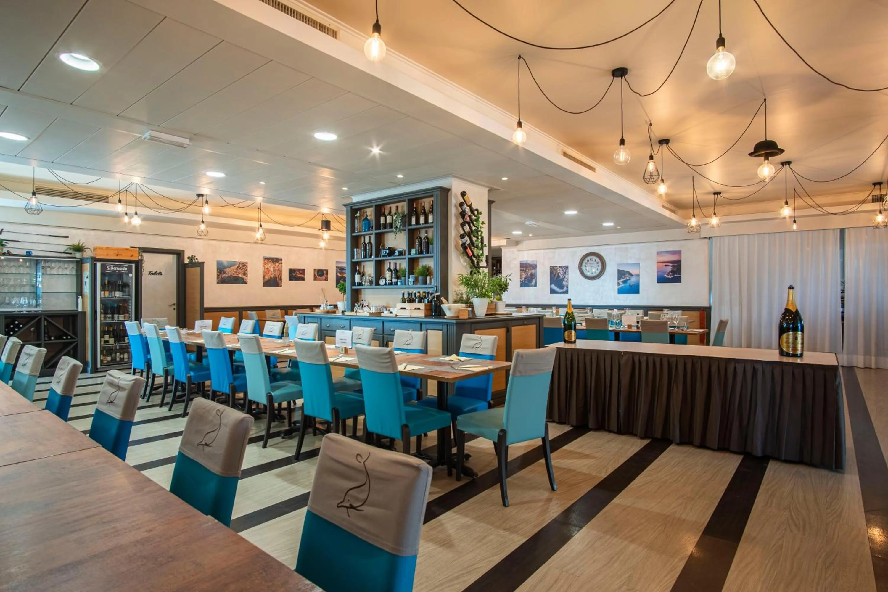 Restaurant/places to eat in Grande Albergo