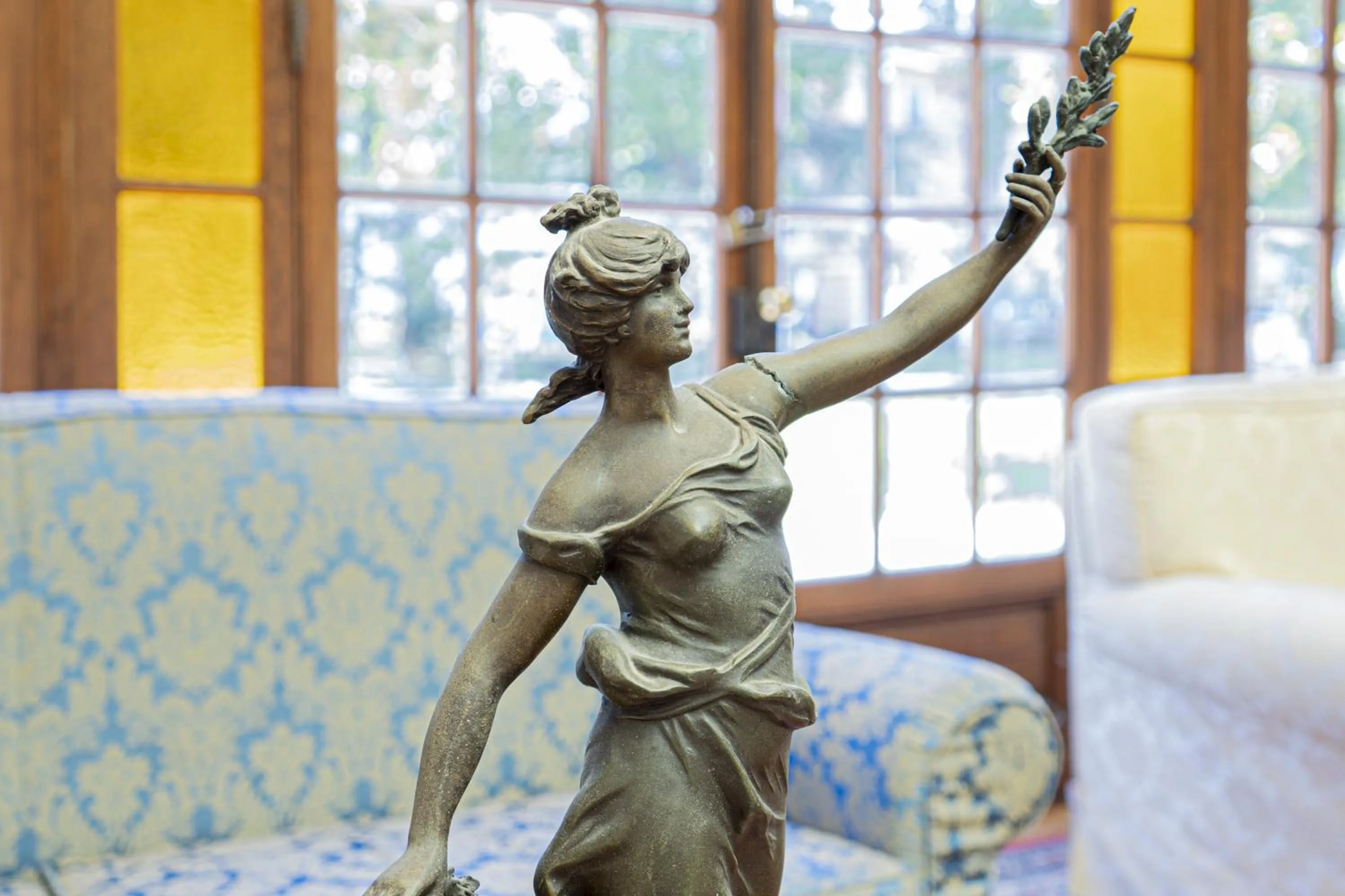 Communal lounge/ TV room in Grande Albergo