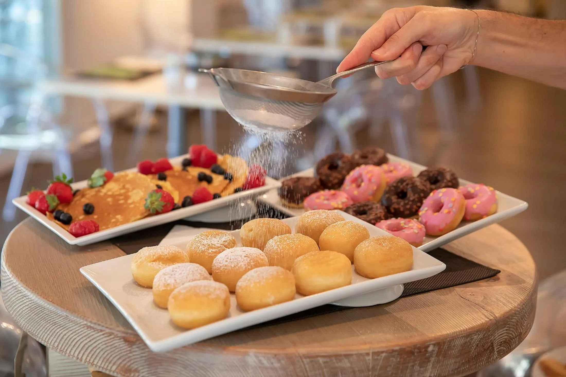 Buffet breakfast in Relais dell'Olmo