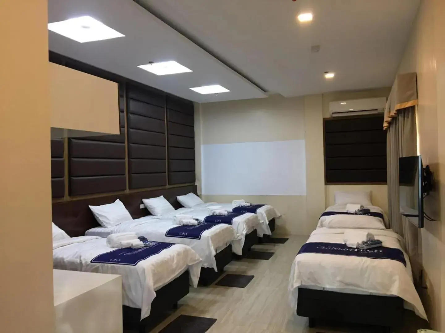 6-Bed Mixed Dormitory Room in NutriTECH Hotels & Events 6-Bed Mixed Dormitory Room in NutriTECH Hotels & Events