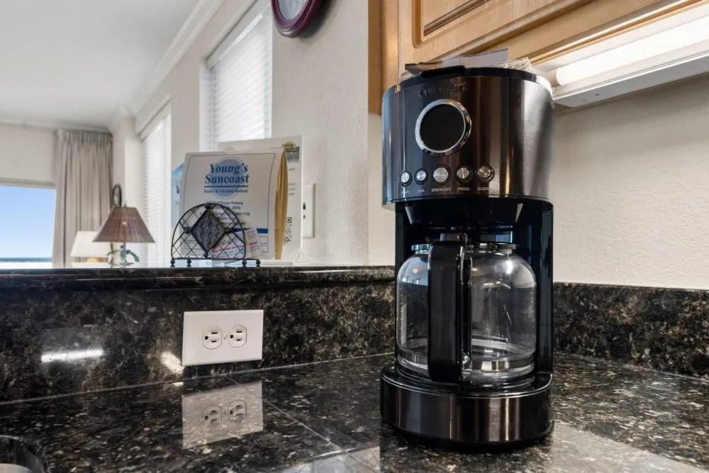 Crystal Tower 1309 by Youngs Suncoast